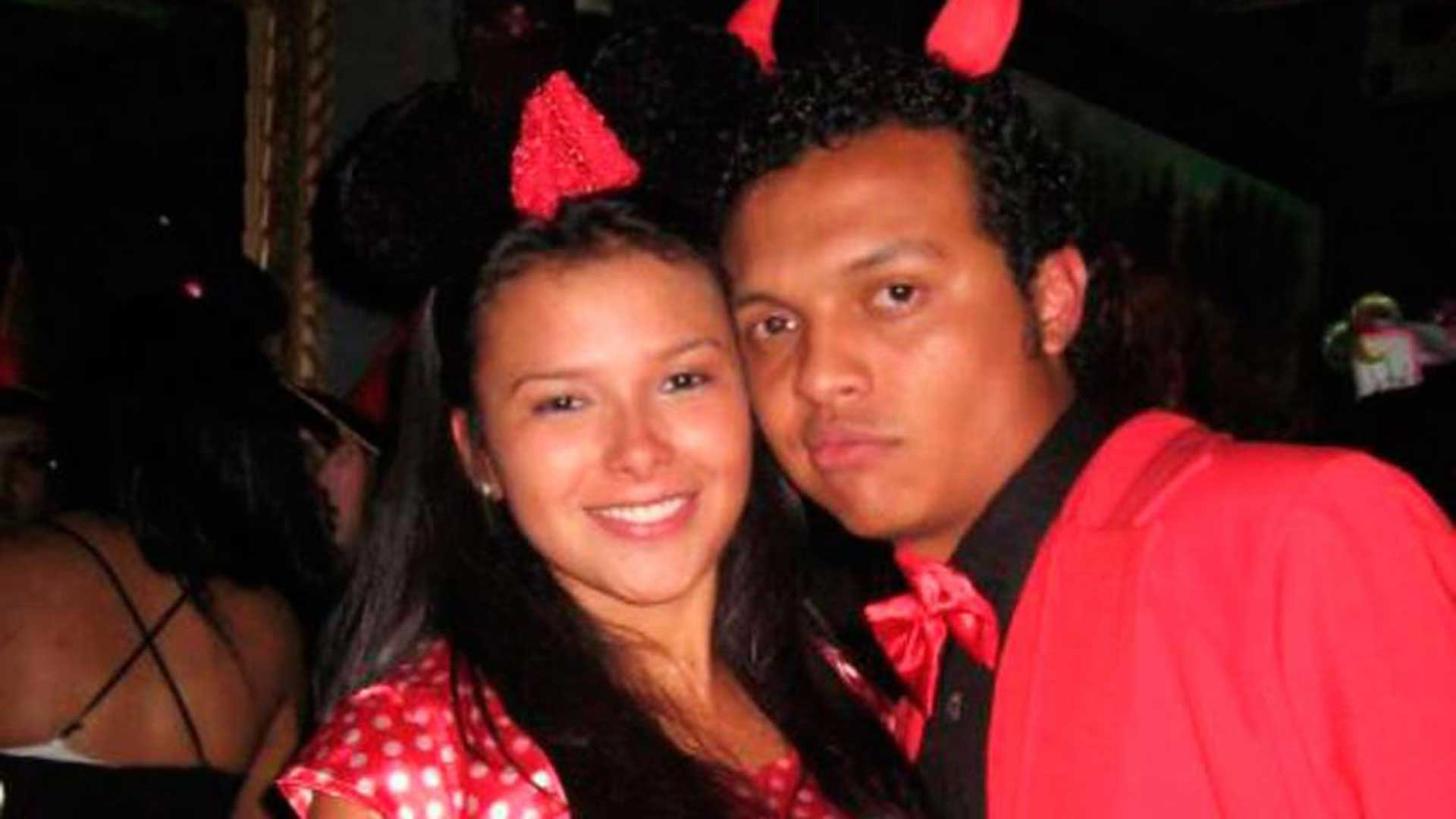 El presunto joven asesinado de 20 años, Luis Andrés Colmenares, junto a una de las implicadas, Laura Moreno.