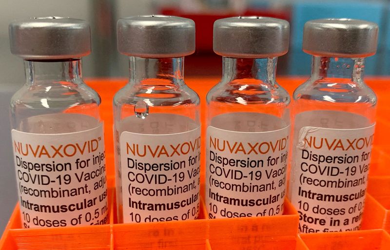 Los CDC avalaron el uso en adultos de la vacuna de Novavax contra el COVID-19 
