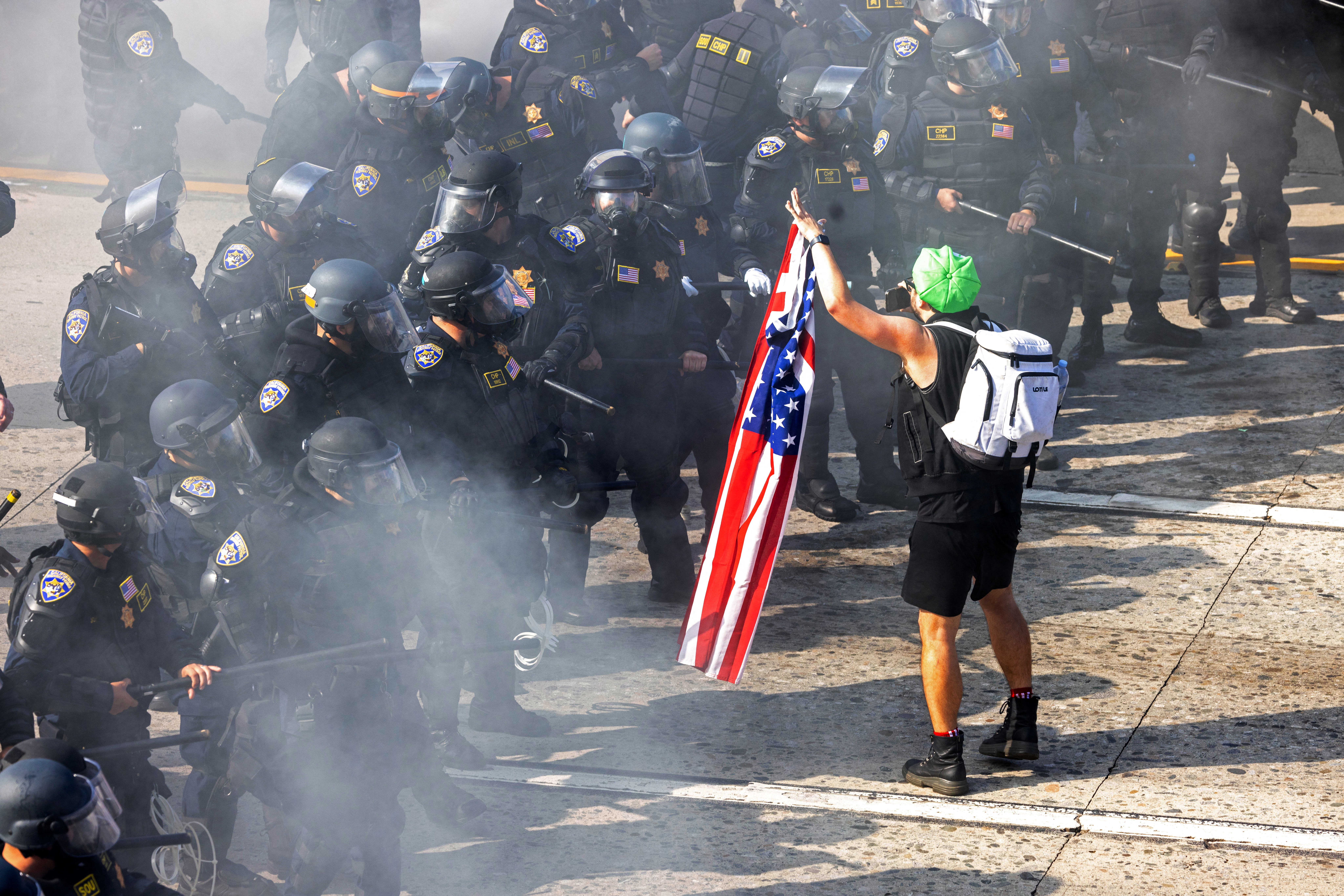 Al menos 56 detenidos durante el fin de semana por las protestas contra las redadas migratorias en Los Ángeles - Infobae