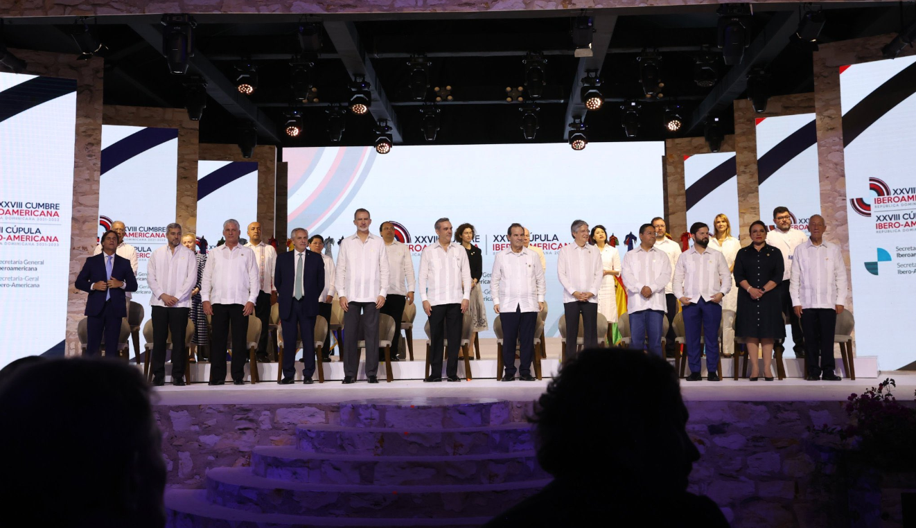 República Dominicana inauguró la Cumbre Iberoamericana con el sorpresivo anuncio de la participación de Nicolás Maduro. (TWITTER)