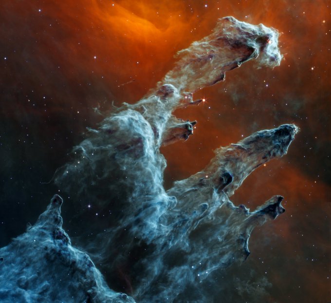 El Telescopio Espacial James Webb de la NASA captó los Pilares de la Creación en su versión más terrofífica