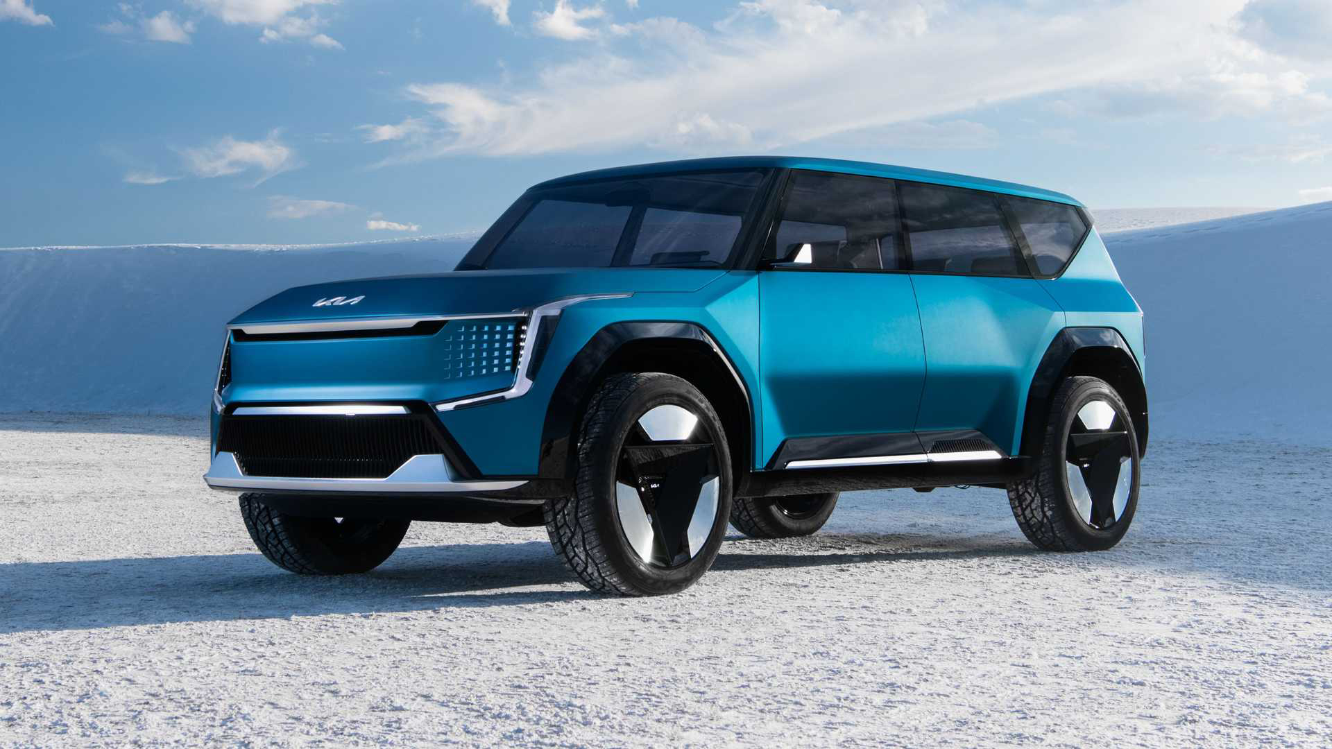 El concepto de diseño del KIA EV9 parece contrario a esa idea de Habib, pero diferenciándolo según su uso, resulta una opción con un publico muy específico que busca vehículos de grandes dimensiones