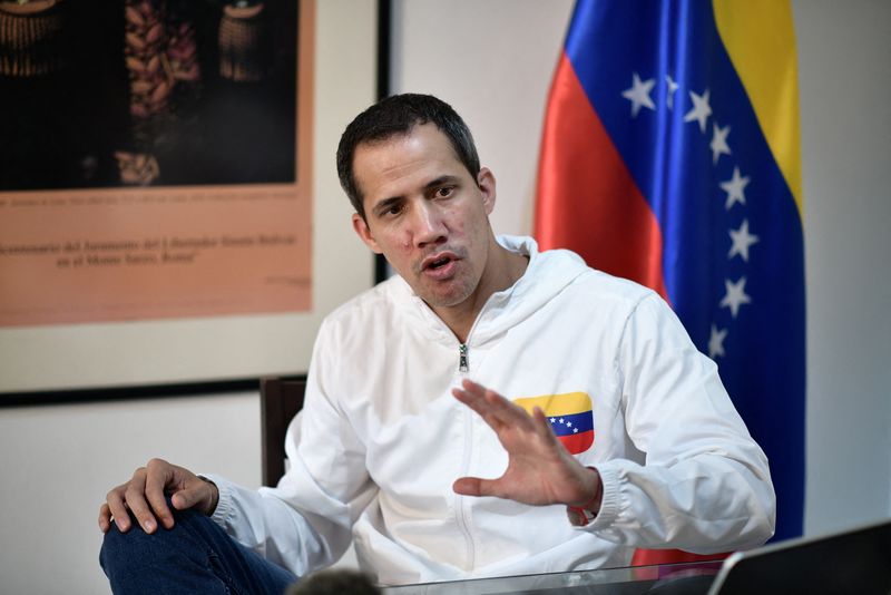 Juan Guaidó llamó a una reunificación de la oposición de cara a los comicios de 2024 (REUTERS)