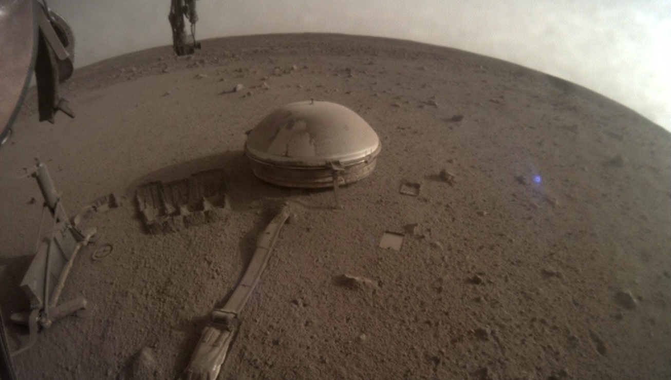 La última imagen enviada por InSight desde Marte (Twitter: @NASAInSight)