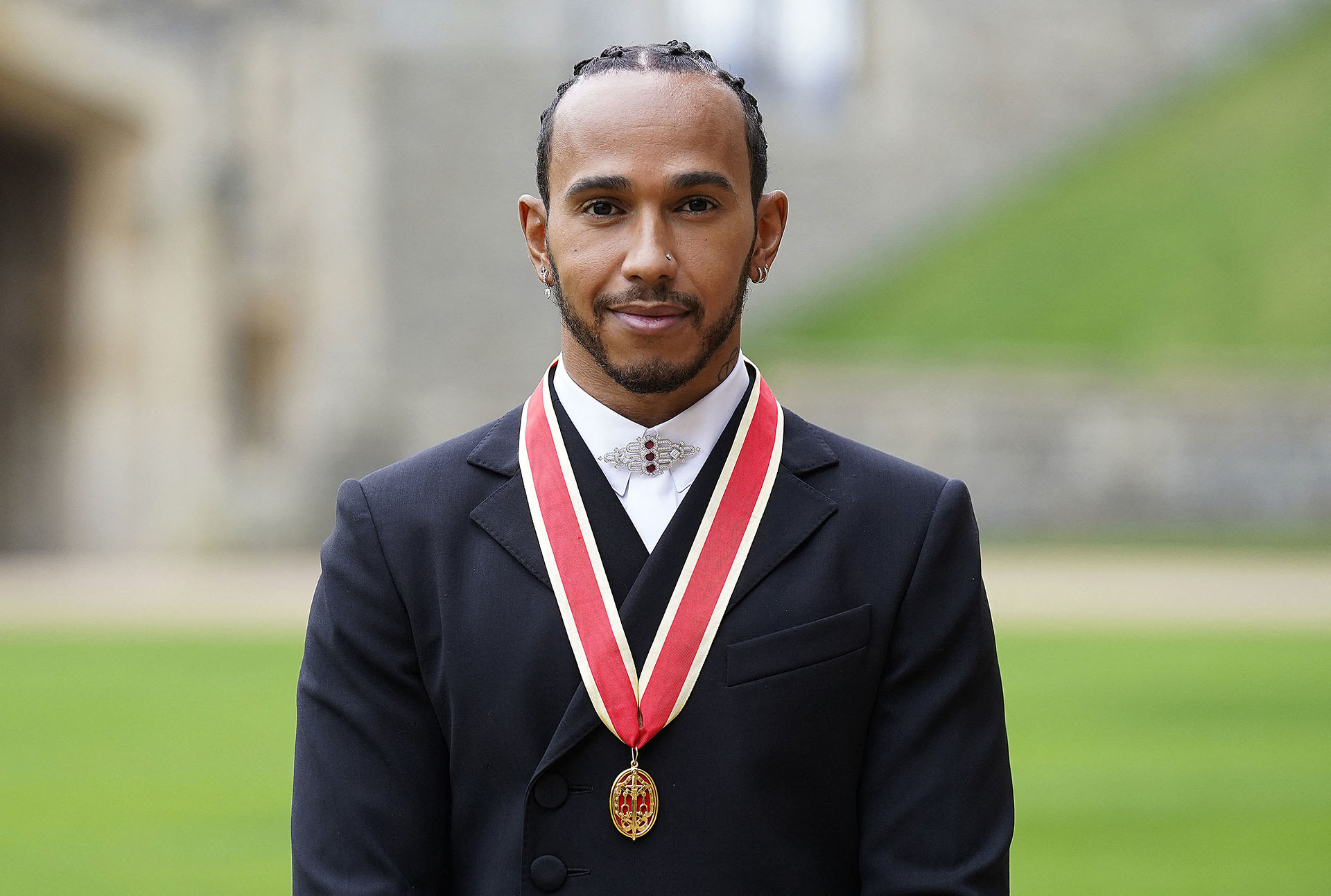 Lewis Hamilton fue nombrado Caballero de la Corona en el Reino Unido (AFP)