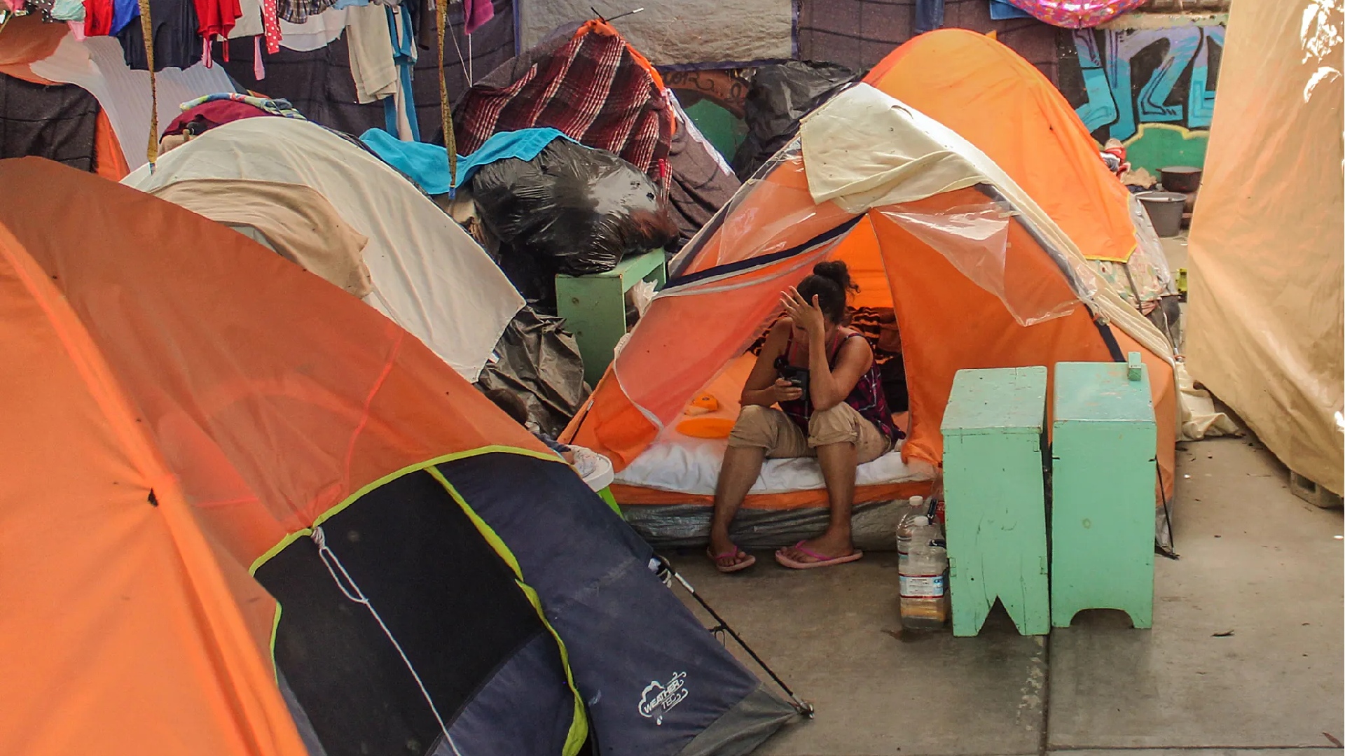 Migrantes en Tijuana con incertidumbre tras cancelación del programa “Quédate en México”