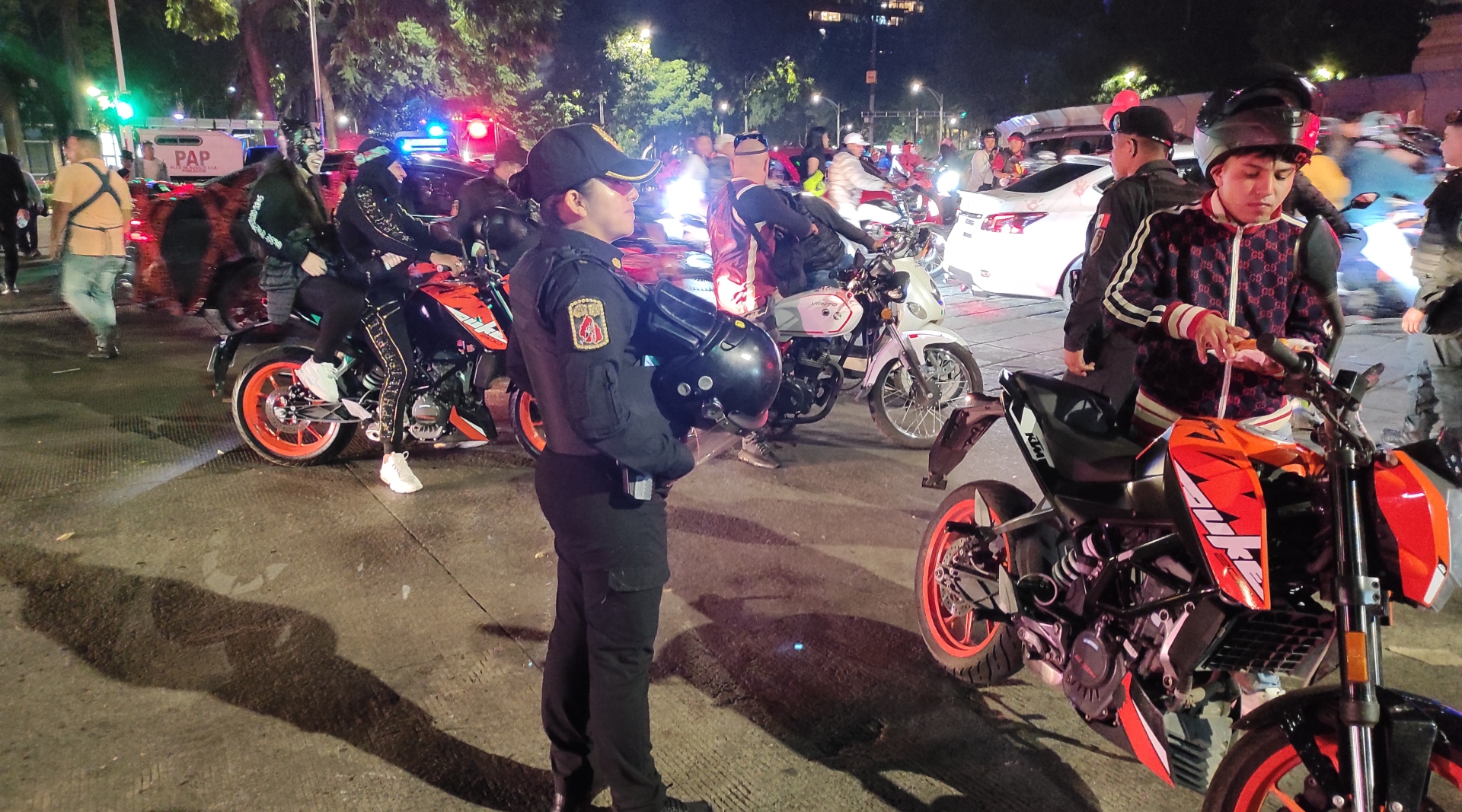 Miles de motociclistas desataron el caos vial en la CDMX durante “Rodada del terror”