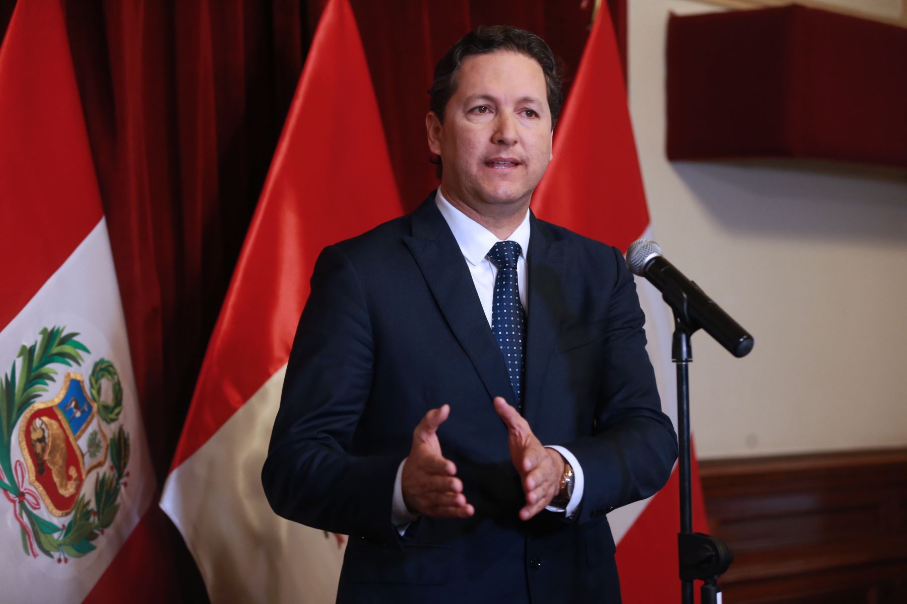 Daniel Salaverry attended the Government Palace to justify some accusations. Photo: Congress