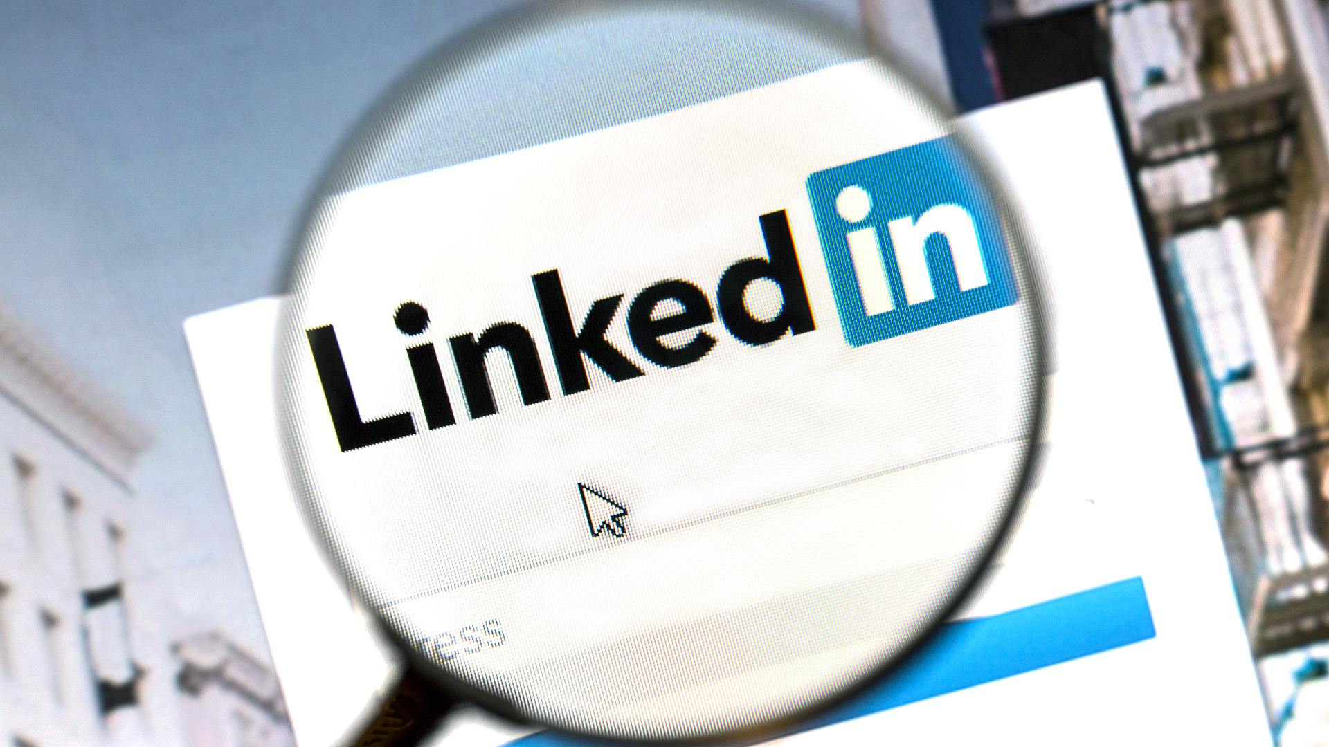 Denunciaron a LinkedIn por leer el portapapeles de los usuarios de iPhone sin permiso 