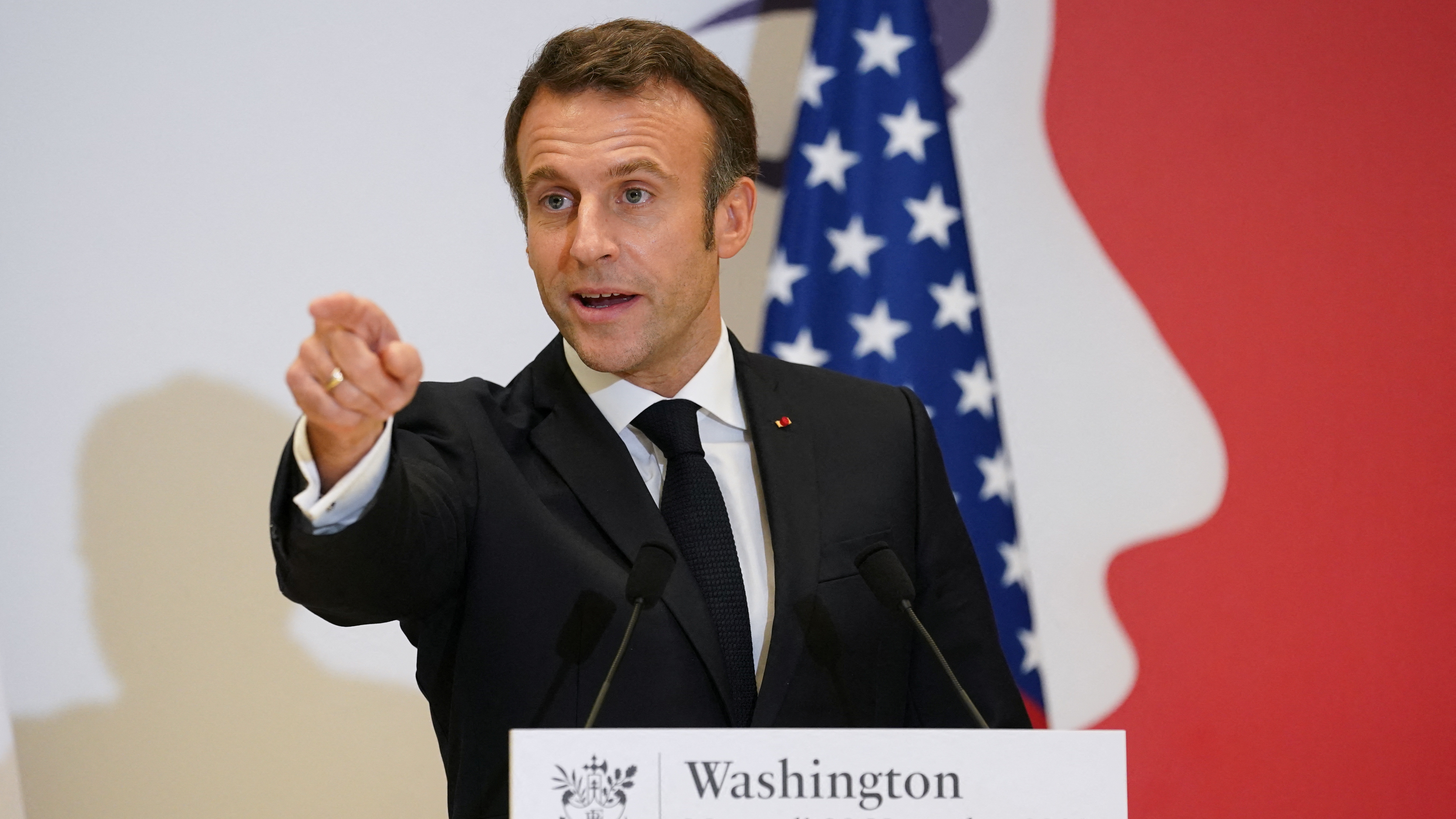 Macron criticó los subsidios masivos impulsados por EEUU y pidió más coordinación económica entre ambas partes