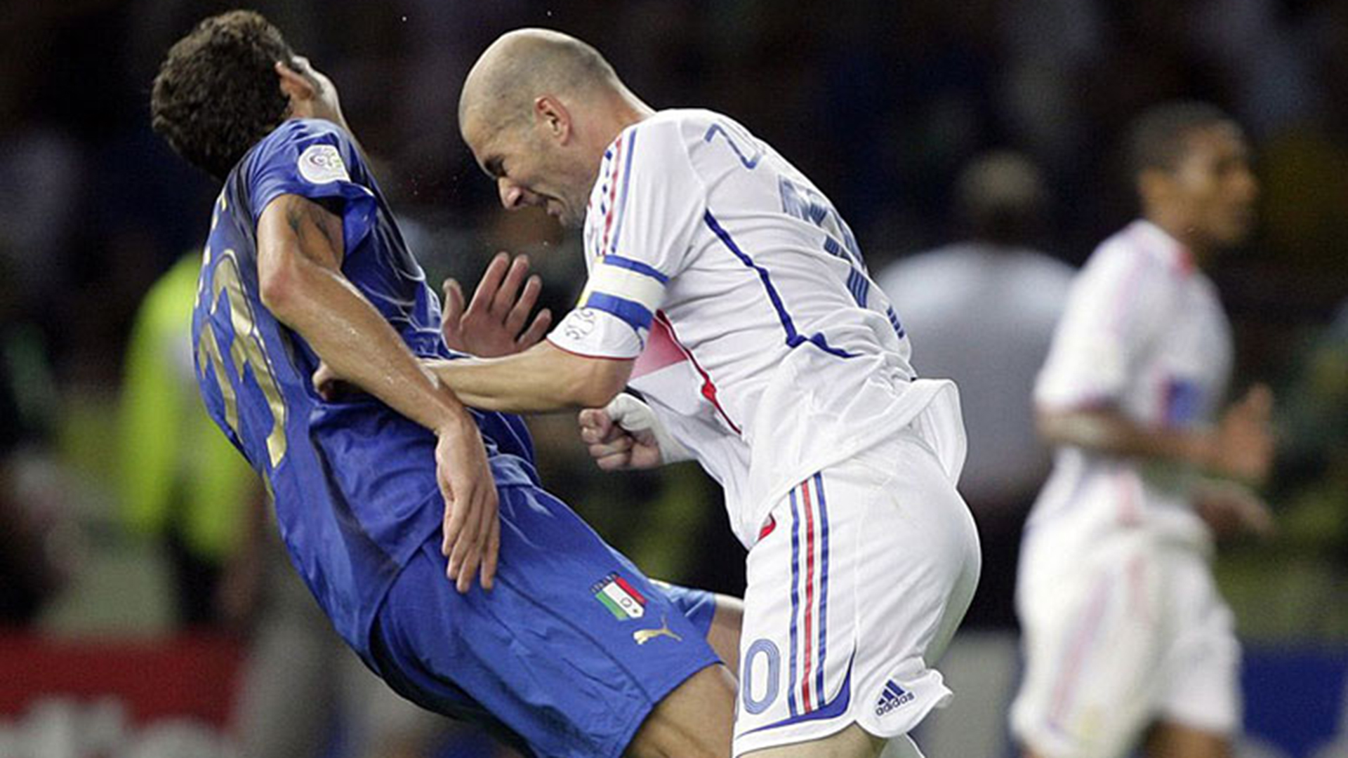Zinedine Zidane y el cabezazo a Marco Materazzi en la final del Mundial Alemania 2006 (Reuters)