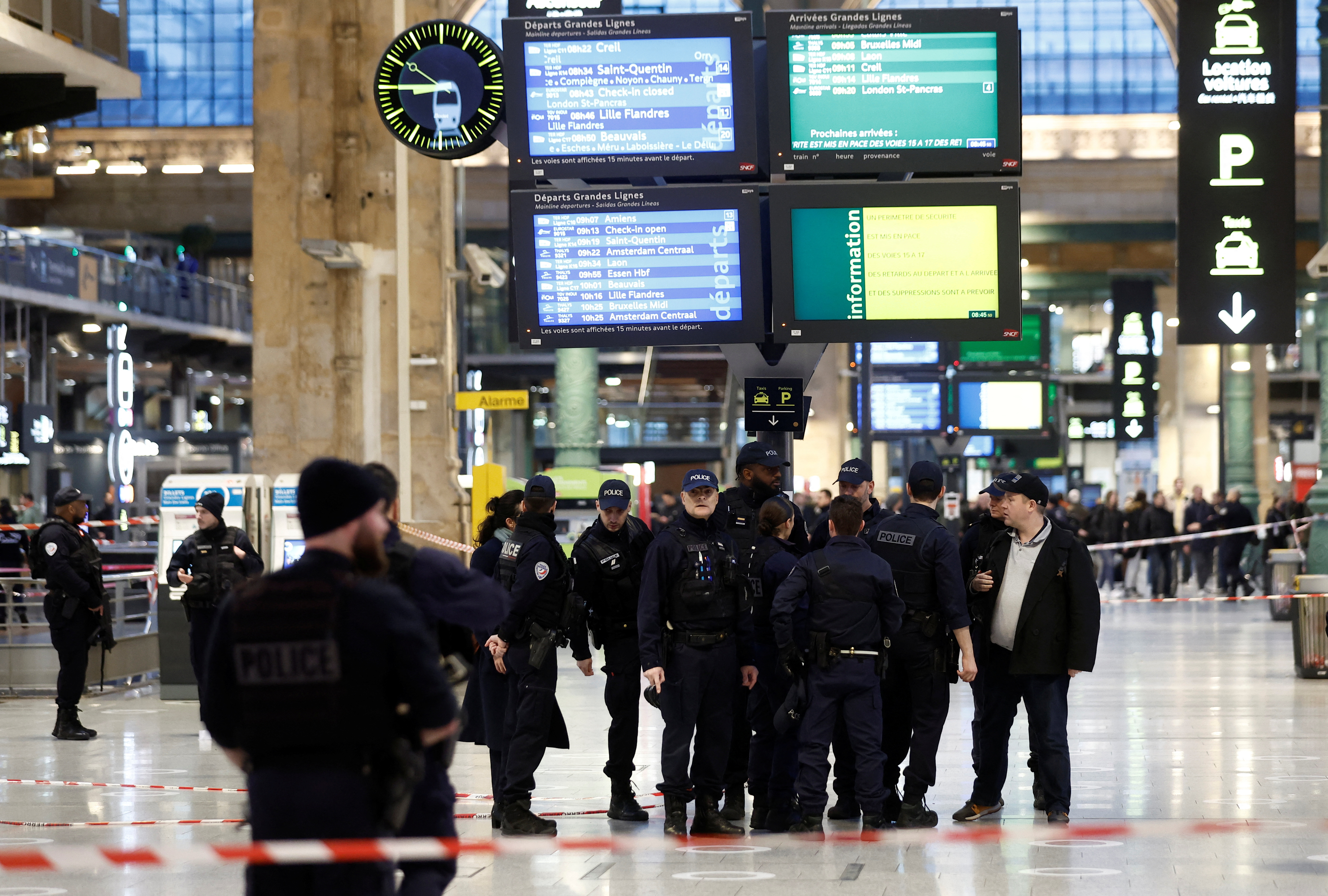 Al menos seis heridos en un ataque con arma blanca en una estación de trenes de París