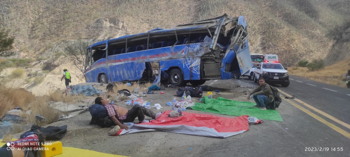 Volcadura de autobús en Oaxaca dejó 15 muertos - Infobae