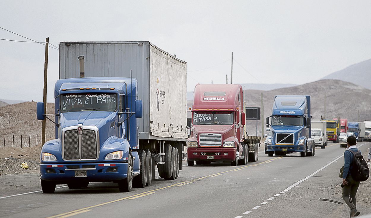 PNP dio el balance del paro de transportistas de carga: solo cuatro puntos permanecen bloqueados