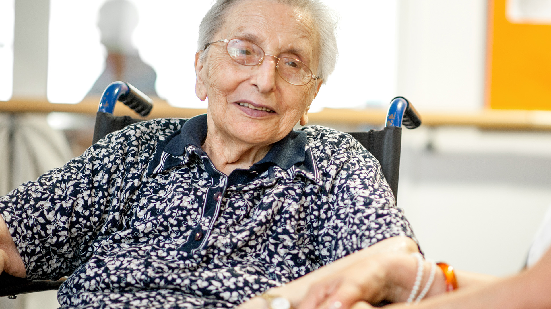 El estudio en Dinamarca reafirma la necesidad de que las personas con Parkinson se mantengan en buen estado de salud, incluyendo la prevención del COVID-19 (Getty Images)