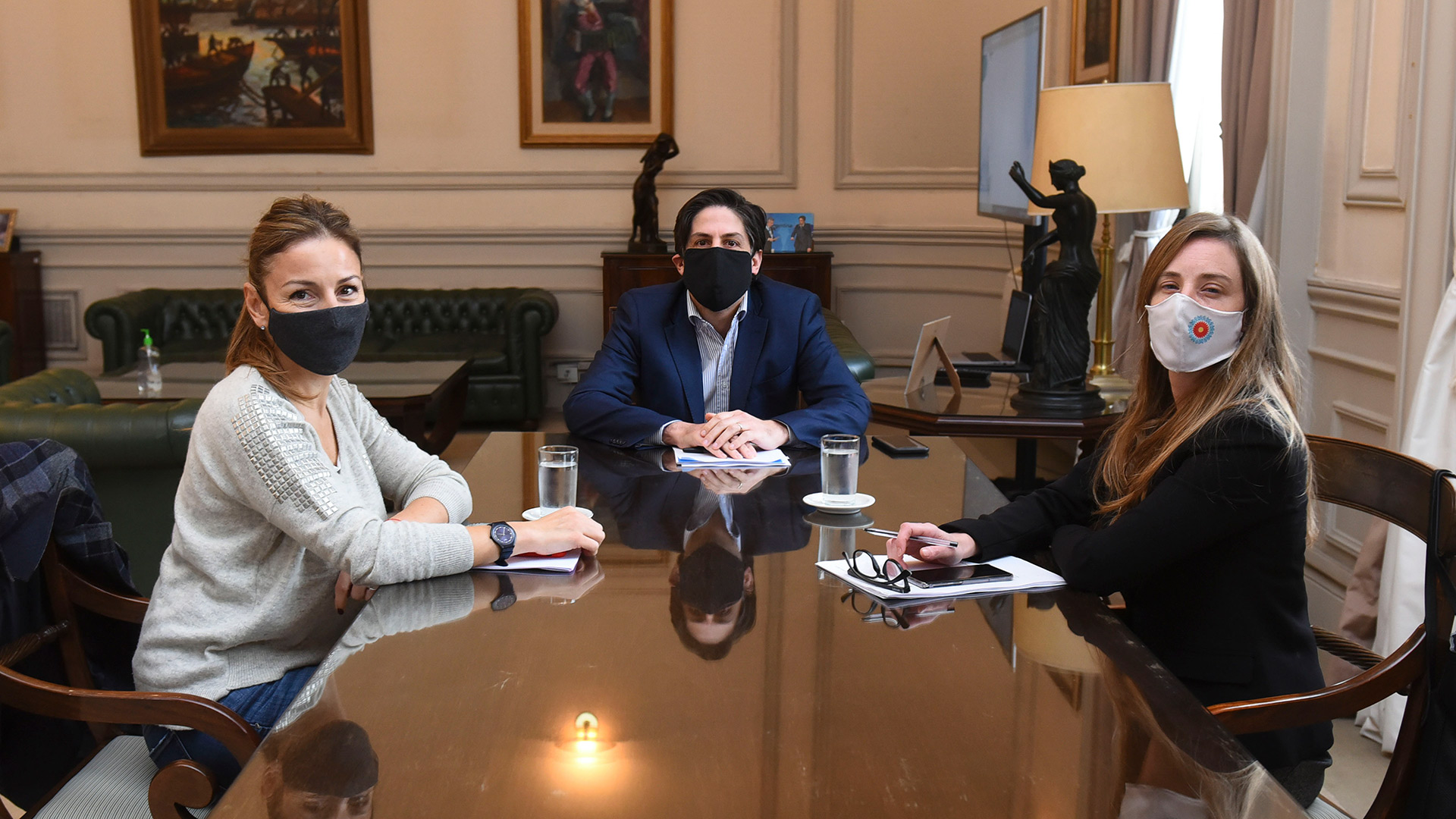 Acuña se reunió el viernes con el ministro de Educación, Nicolás Trotta, y su par de provincia de Buenos Aires, Agustina Vila