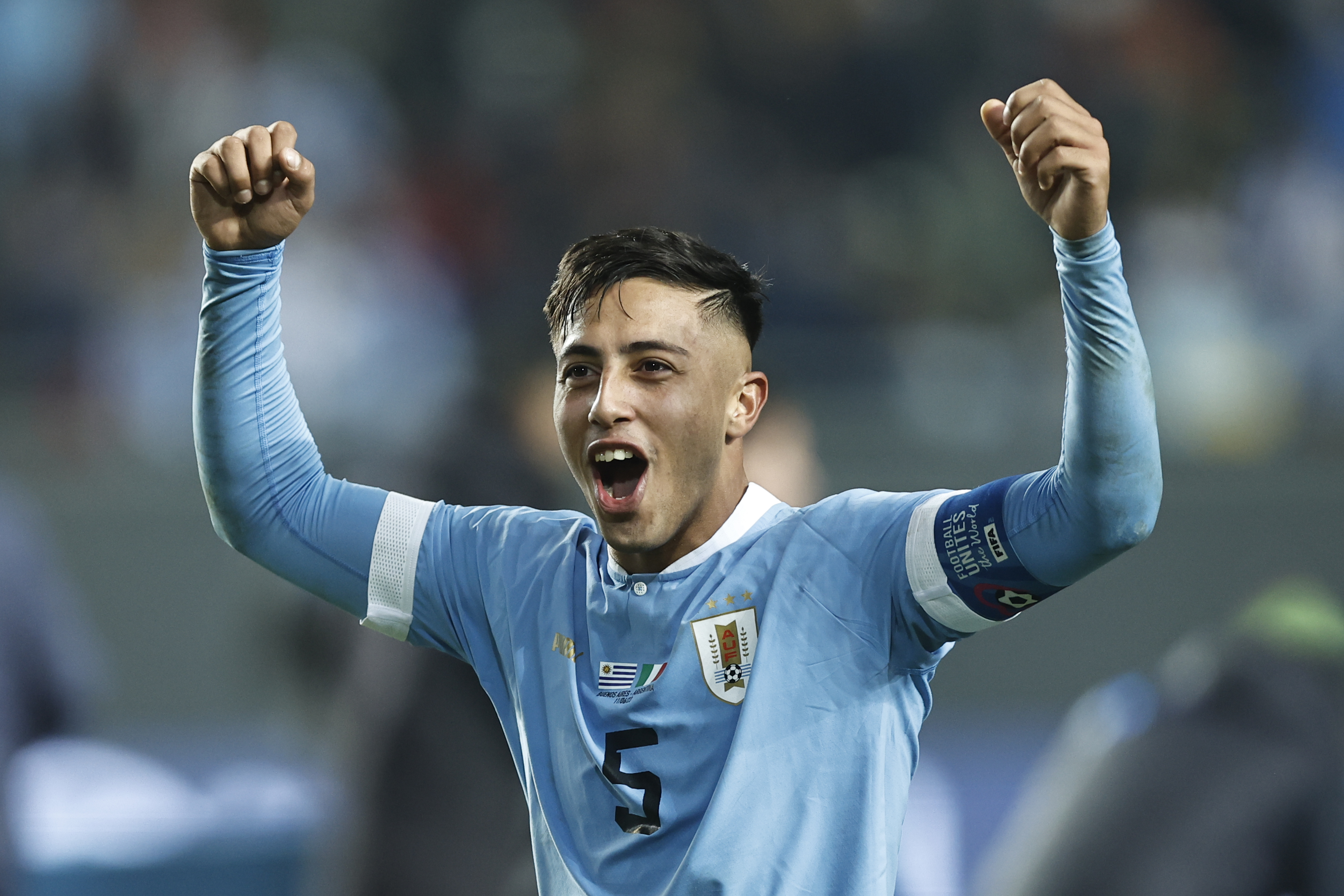 El campeón del mundo sub-20 Fabricio Díaz se despide de Uruguay y viaja al  fútbol de Catar - Infobae