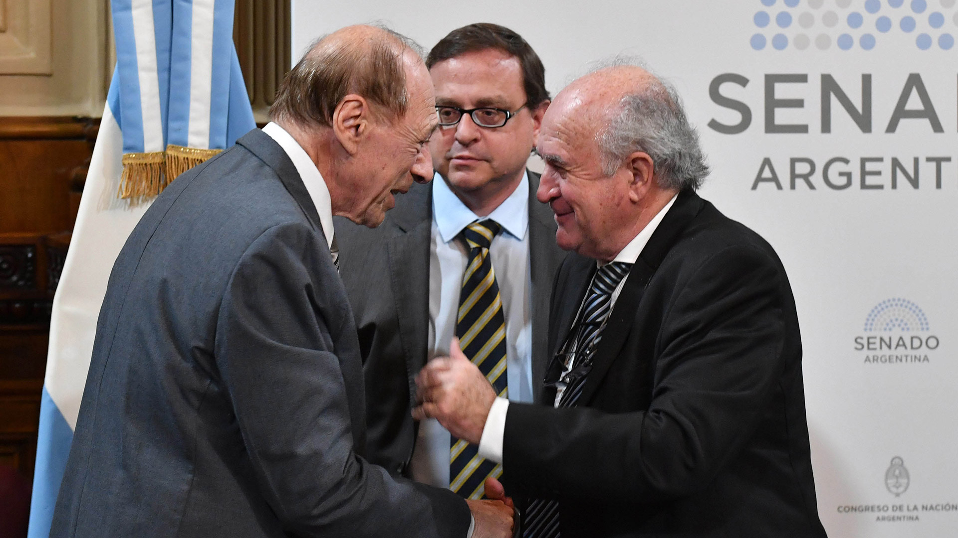 Raúl Zaffaroni junto a Oscar Parrilli