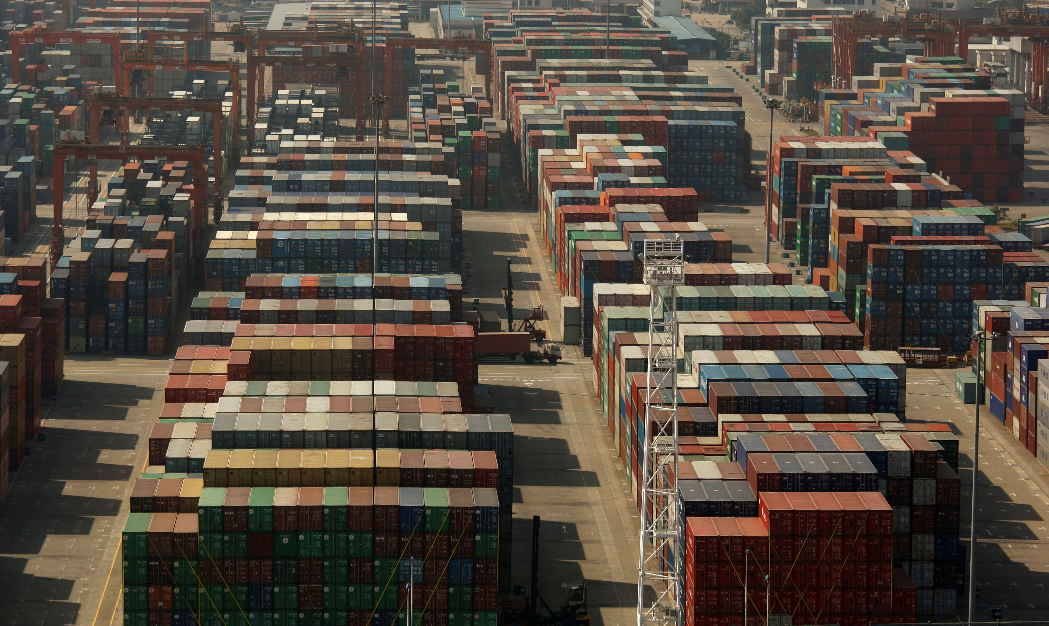 Creció significativamente el coste de envíos de contenedores (Foto: REUTERS/Bobby Yip)
