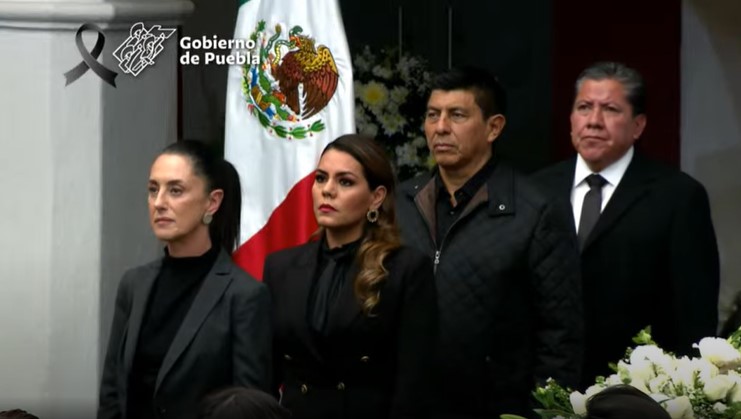 Gobernadores y gobernadoras acudieron al homenaje del ex gobernador, Miguel Barbosa. (YT: Gobierno de Puebla)