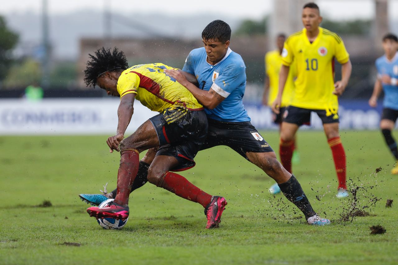 Colombia comenzó el Sudamericano sub-17 con empate sin goles ante Uruguay
