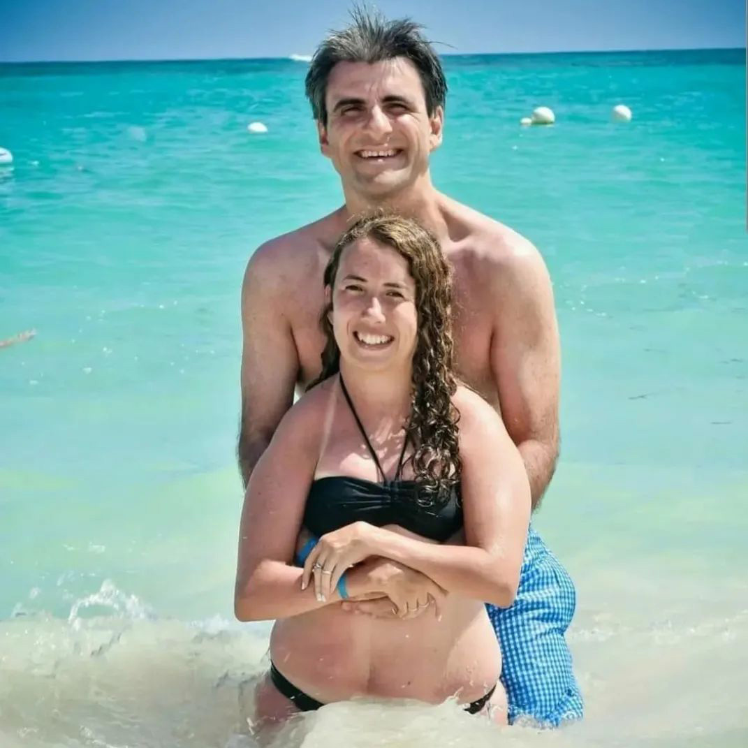 Daniela y su marido, Jonatan, en su luna de miel en Punta Cana.