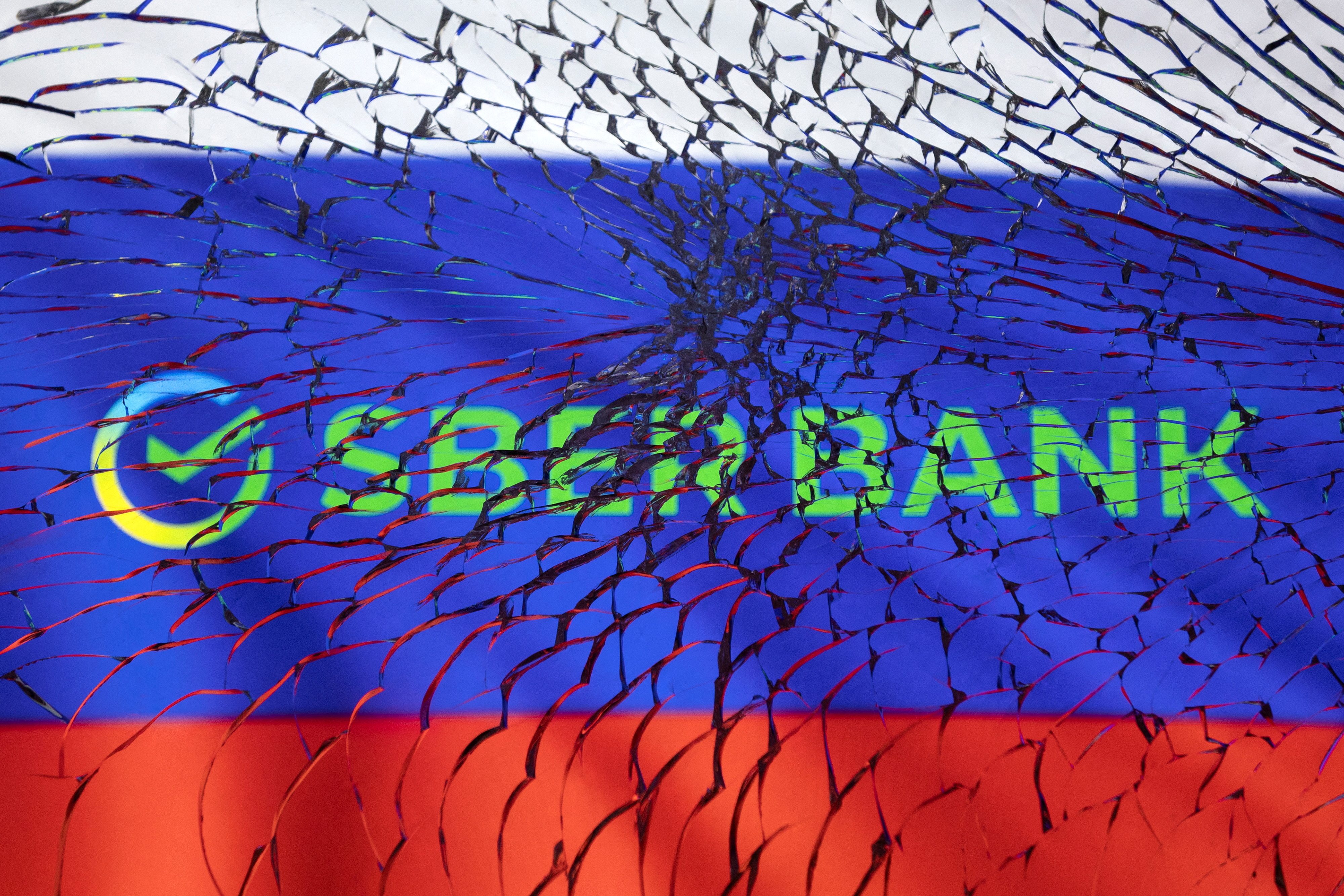El logo de Sberbank, uno de los bancos afectados por las sanciones internacionales (REUTERS/Dado Ruvic/Illustration)