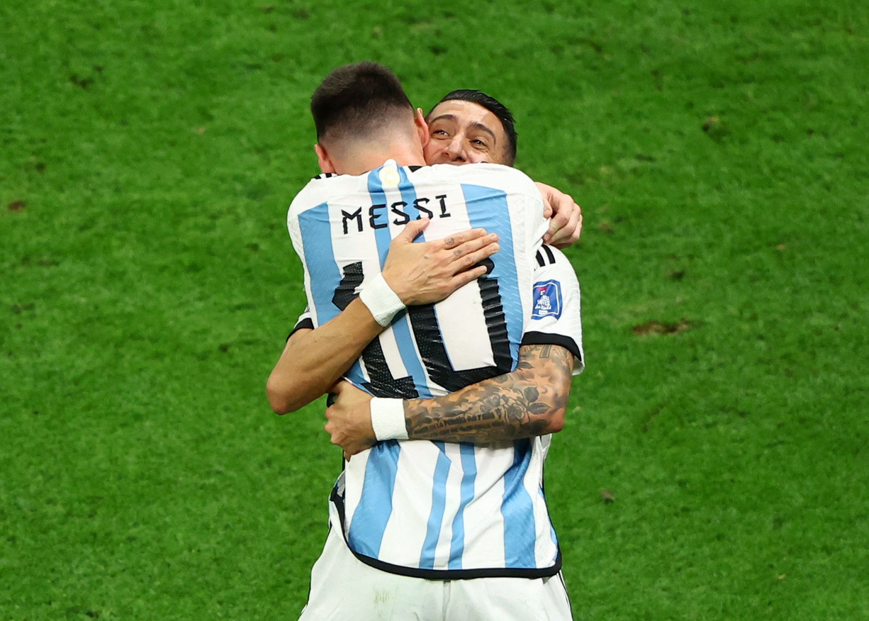 Messi y Di María tuvieron un gran mundial, el peso de las finales perdidas quedó atrás luego de ganar la Copa América REUTERS/Bernadett Szabo