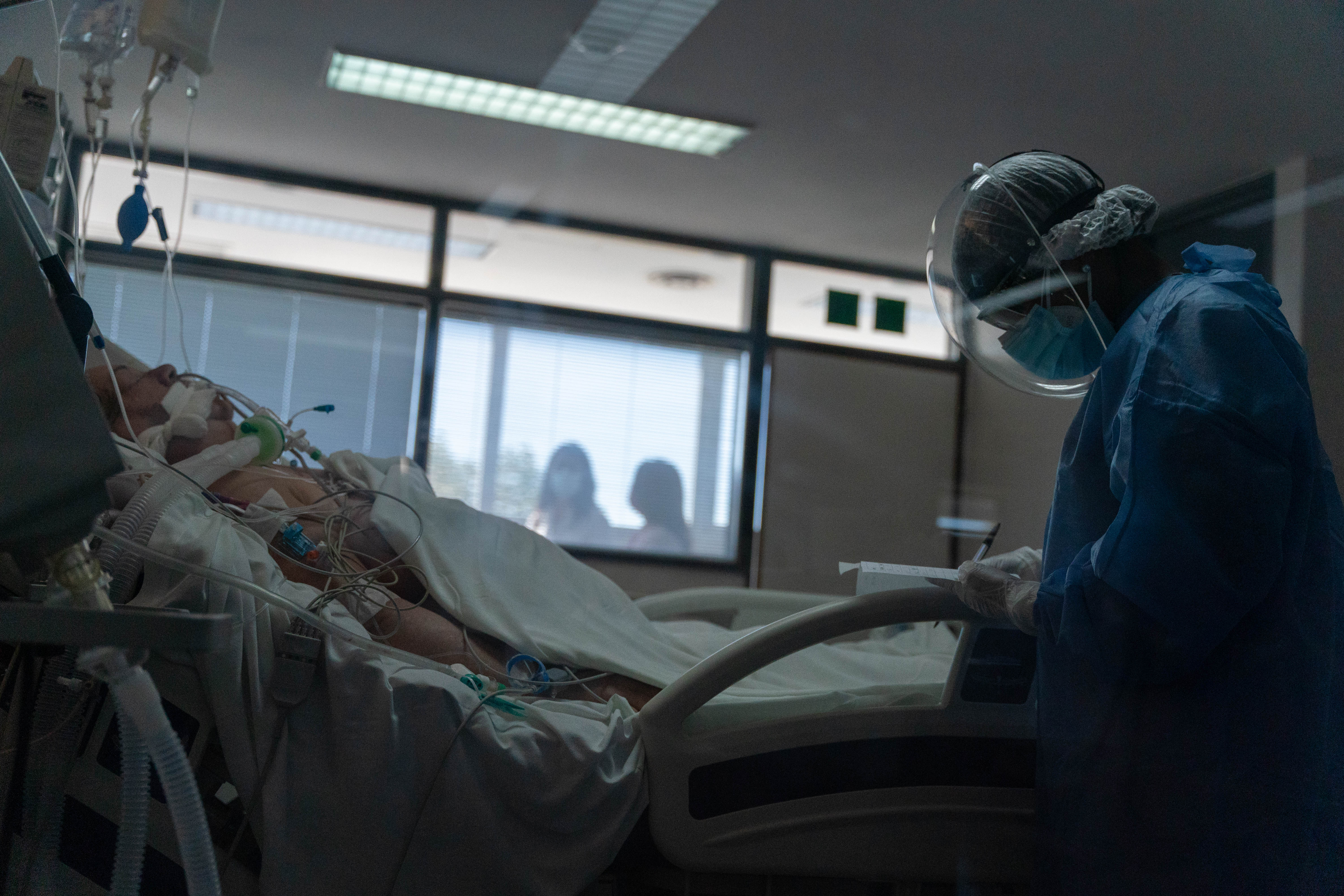 Segunda ola: se acerca al récord la ocupación de camas de terapia intensiva  en la Ciudad de Buenos Aires - Infobae