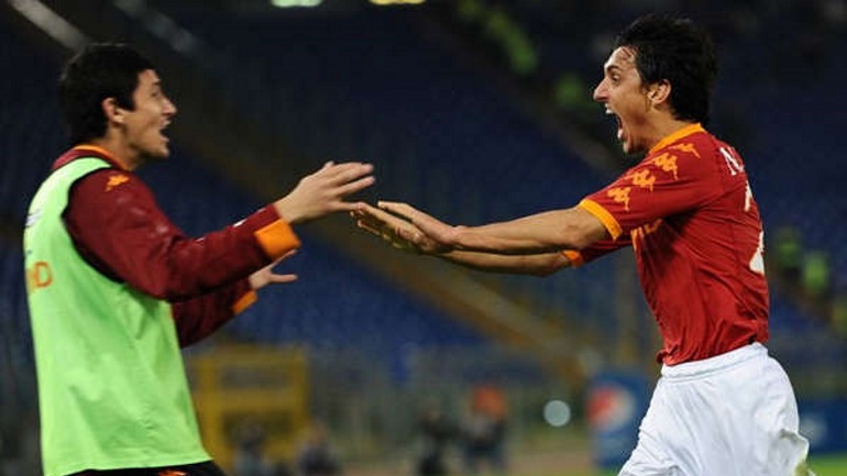 Los dos hermanos vistieron los colores del AS Roma en Serie A de Italia