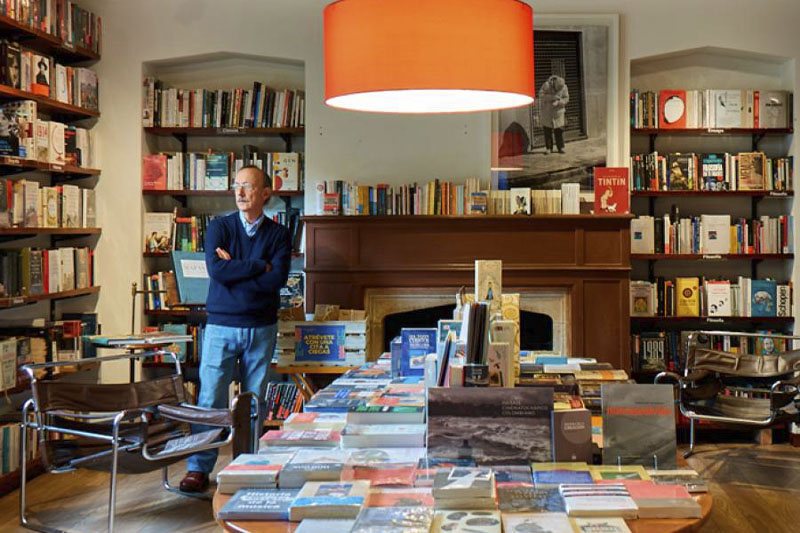 El librero Mauricio Lleras en su librería, Prólogo Libros. (Foto: Cámara Colombiana del Libro).