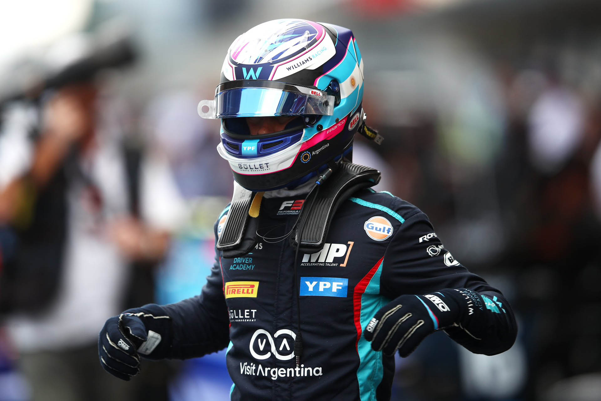 Gran actuación del argentino Franco Colapinto: terminó segundo en la carrera principal de Fórmula 3 en España