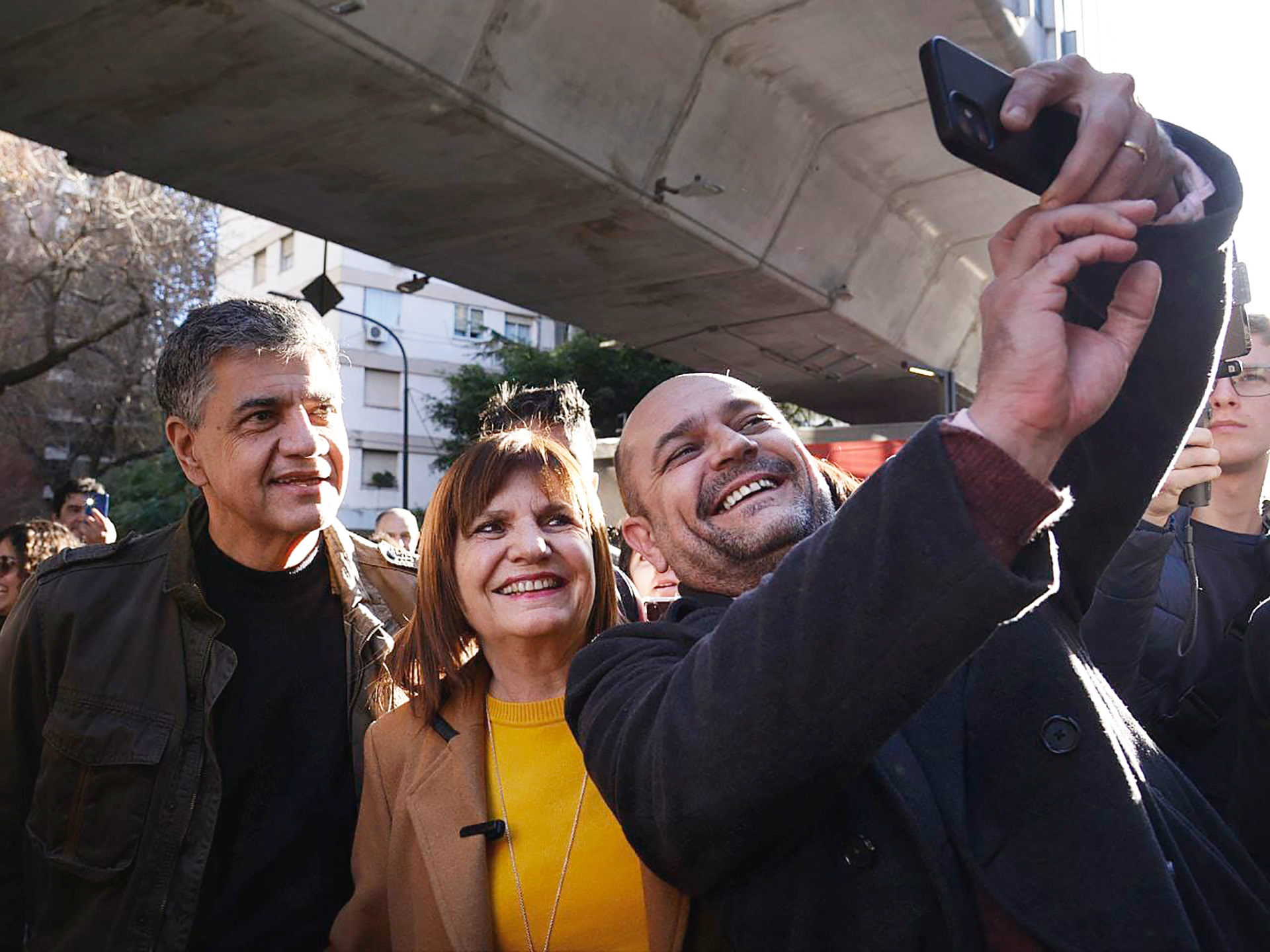 Patricia Bullrich y Jorge Macri se mostraron juntos en una recorrida de campaña en el Barrio Chino