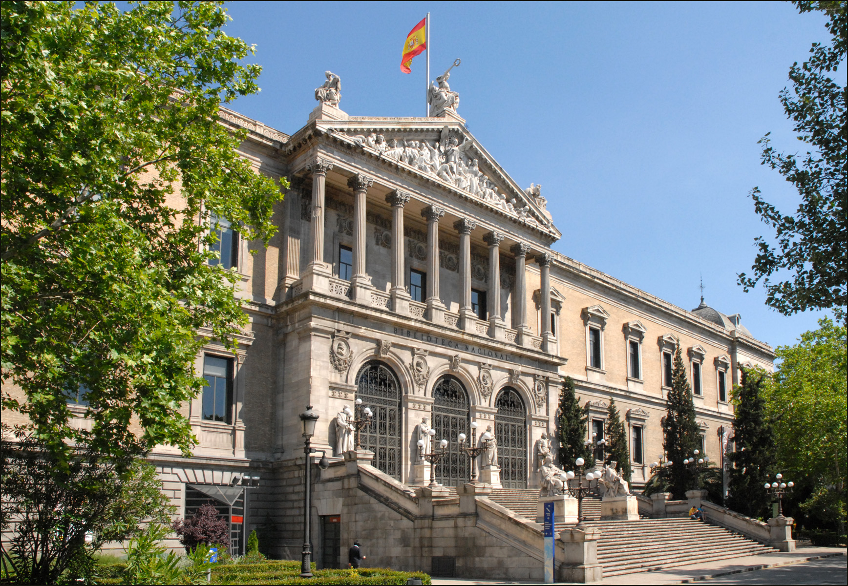 La Biblioteca Nacional de España guarda las obras fundacionales de la lengua española. (Archivo Infobae).