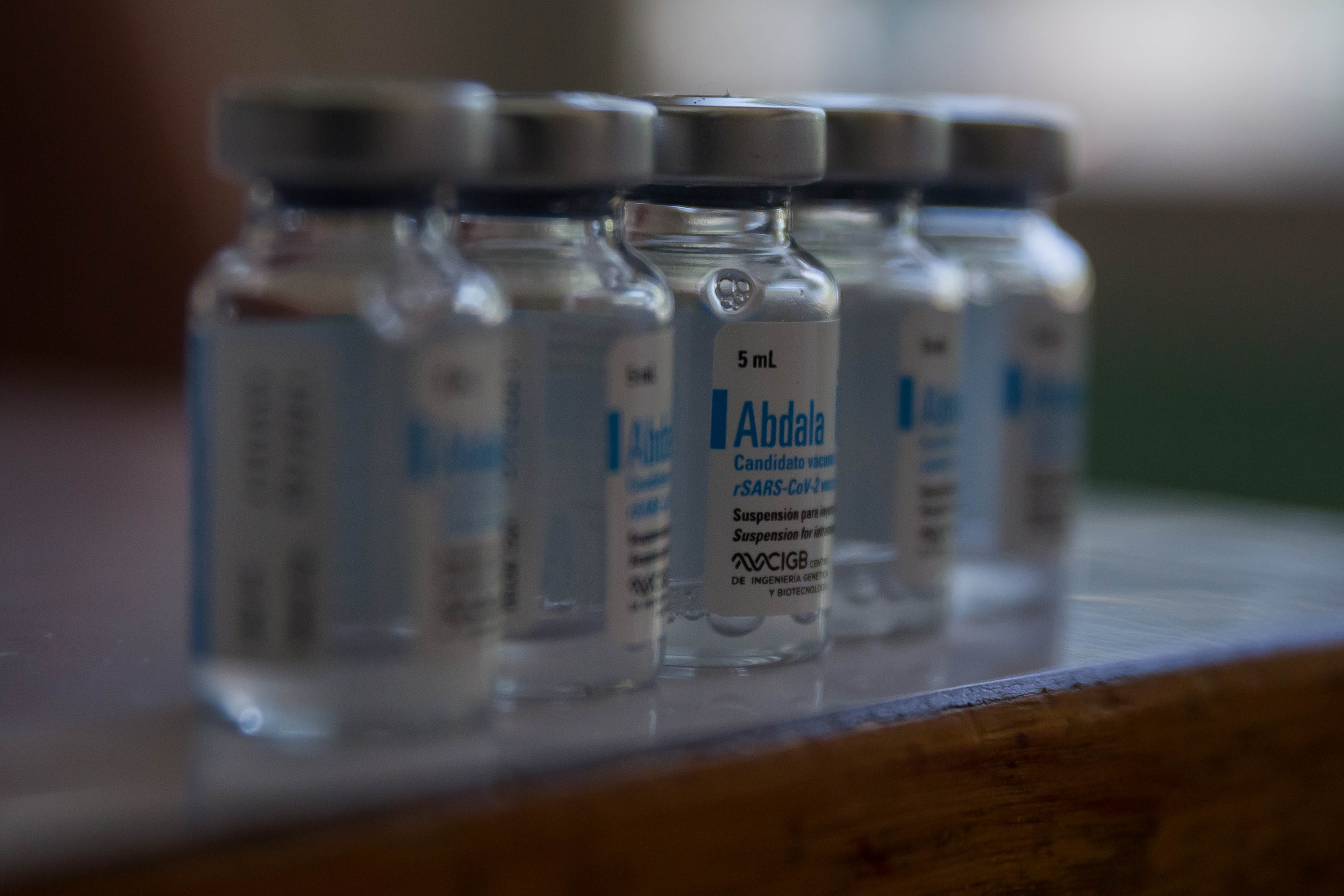 Vista de varias dosis de la vacuna cubana en pruebas Abdala, en una fotografía de archivo. EFE/MIGUEL GUTIÉRREZ
