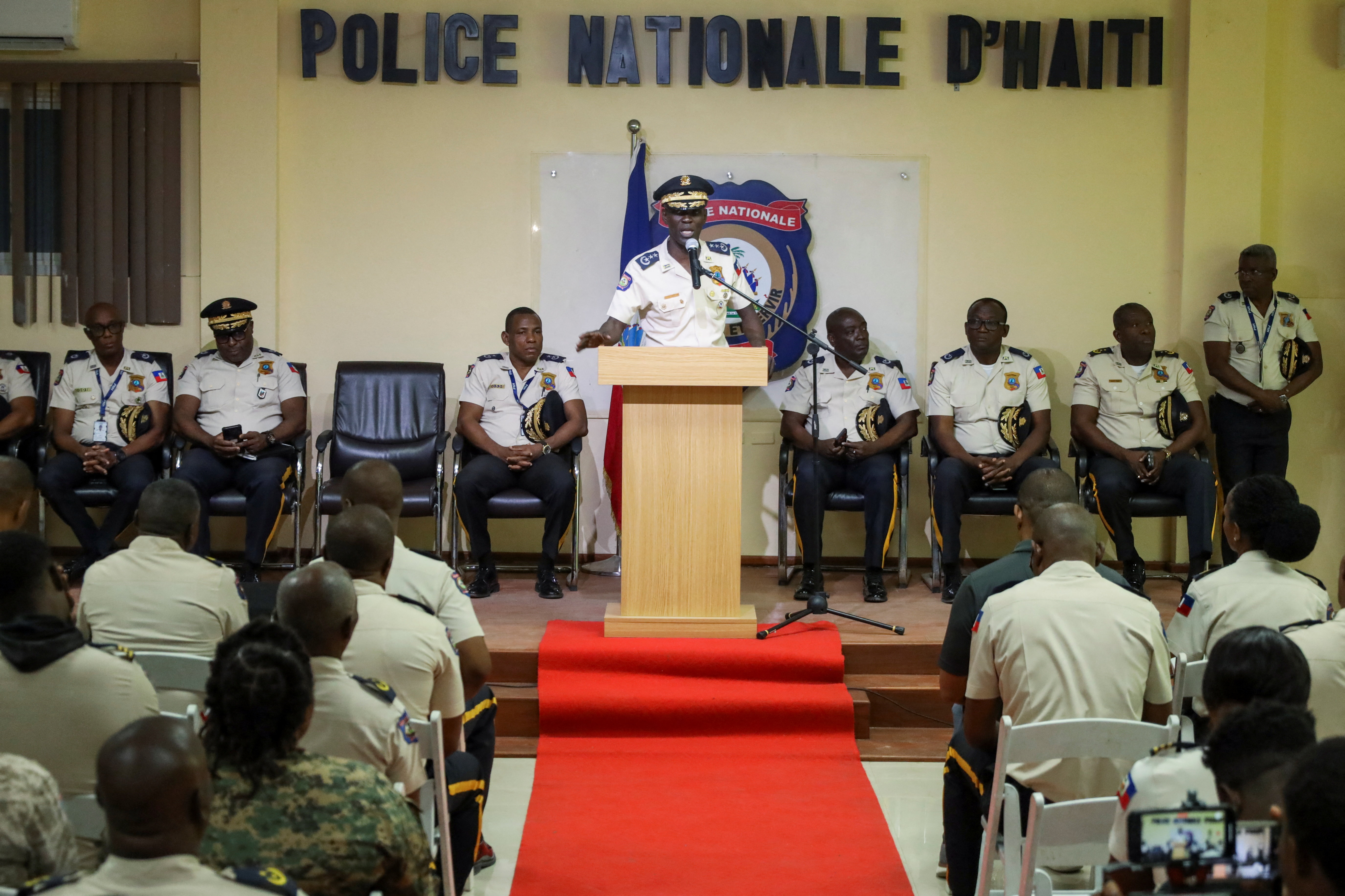 Robaron casi USD 1,3 millones desde una empresa de transportes de valores en Chile