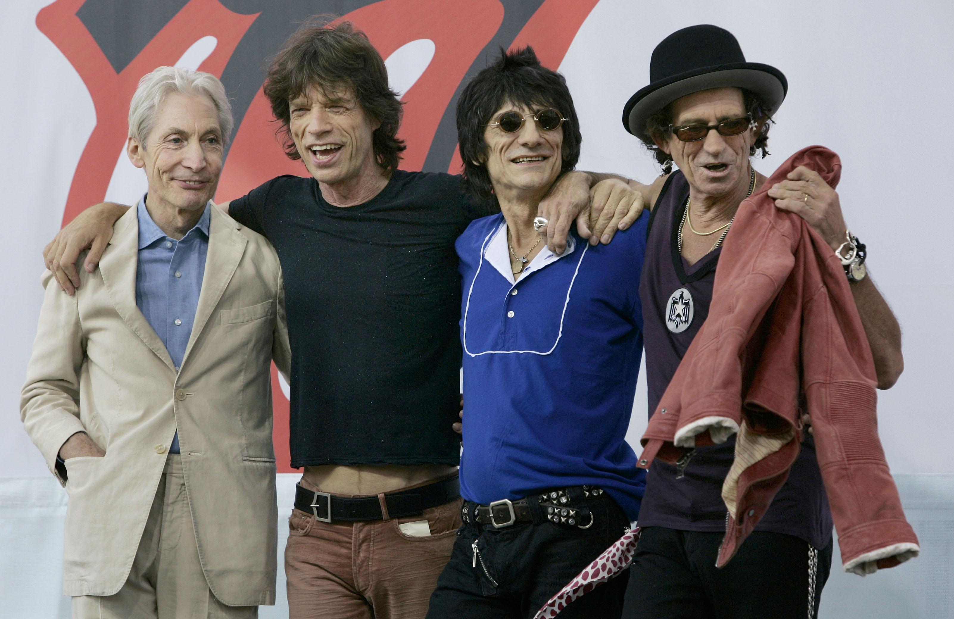 Charlie Watts, el Rolling Stone tranquilo: cómo llegó a la banda, la mujer que lo salvó y la noche que trompeó a Jagger