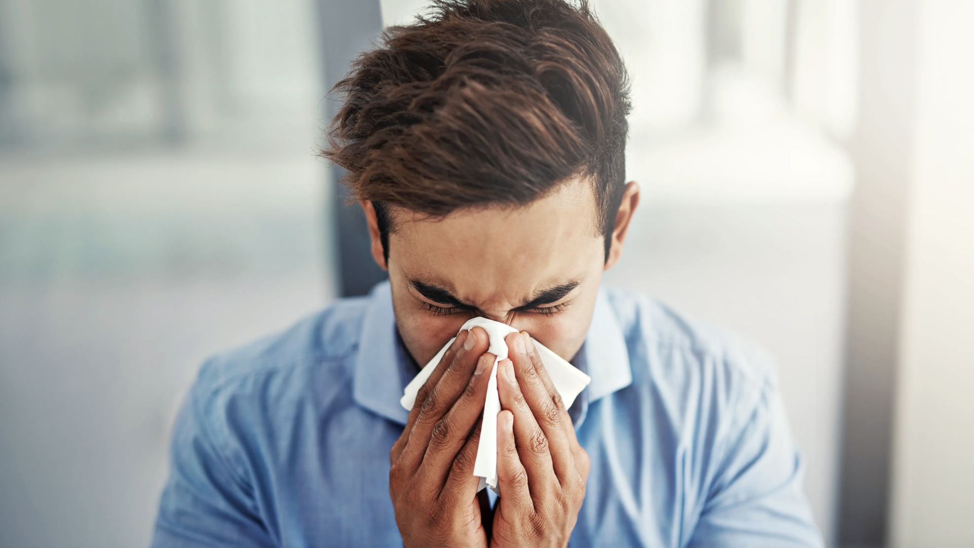 Fiebre, resfrío y gripe: cuándo hay que consultar al médico si se tienen síntomas 