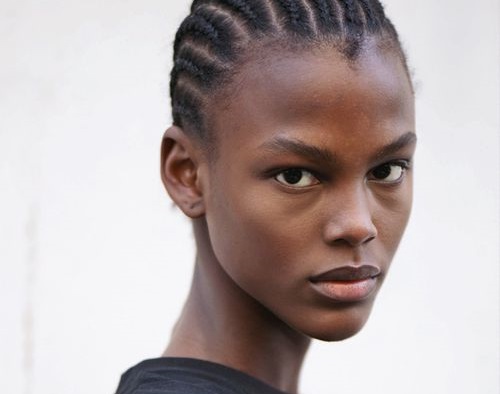 La historia de la joven de Tumaco que hoy es modelo de Louis Vuitton -  Infobae