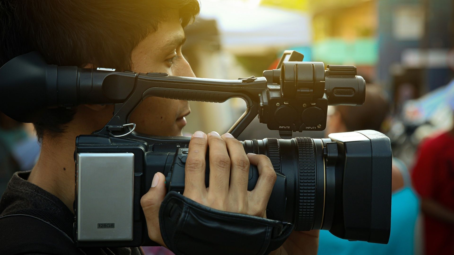 Gracias a la alianza con Proimágenes Colombia, RTVC invertirá 900 millones de pesos en la coproducción de una decena de largometrajes colombianos que ya han sido rodados para postproducción. Foto: Pixabay