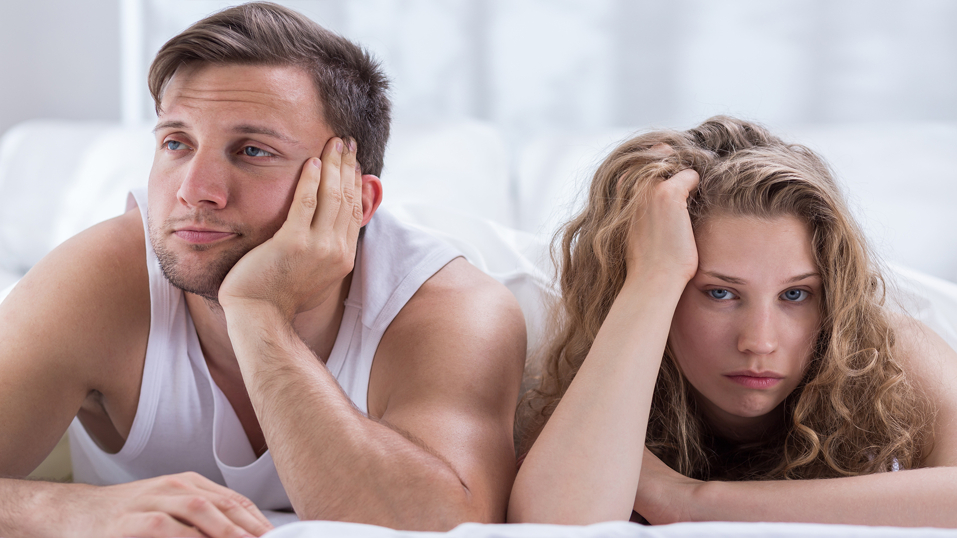 El estrés está relacionado con una disminución del deseo sexual, dificultades para alcanzar y sostener la excitación, y un reporte de menor satisfacción durante la actividad sexual (IStock)

