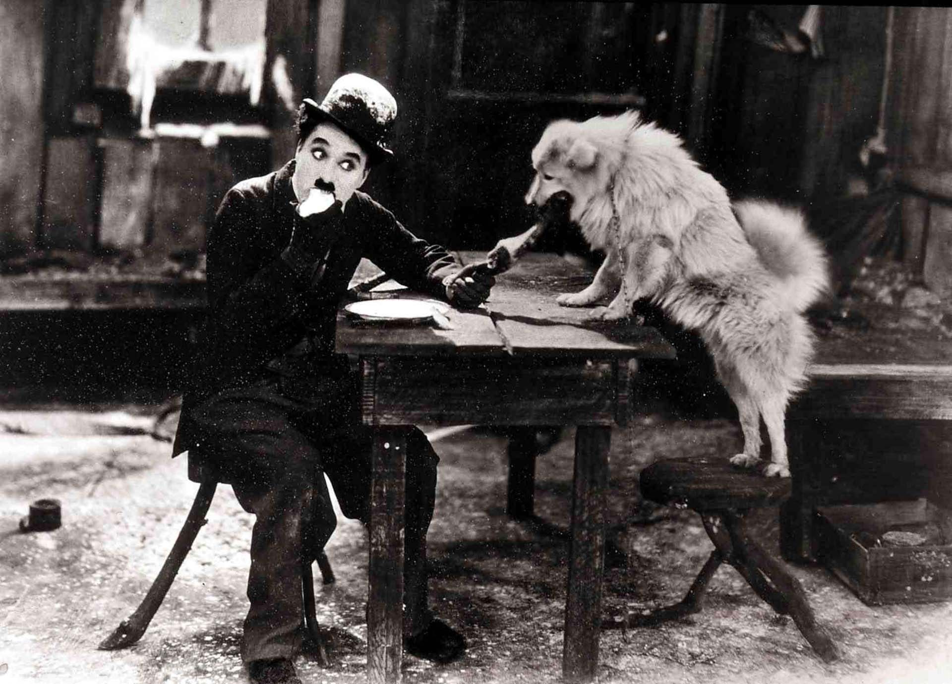 Charles Chaplin murió a los 88 años (FilmPublicityArchive/United Archives via Getty Images)