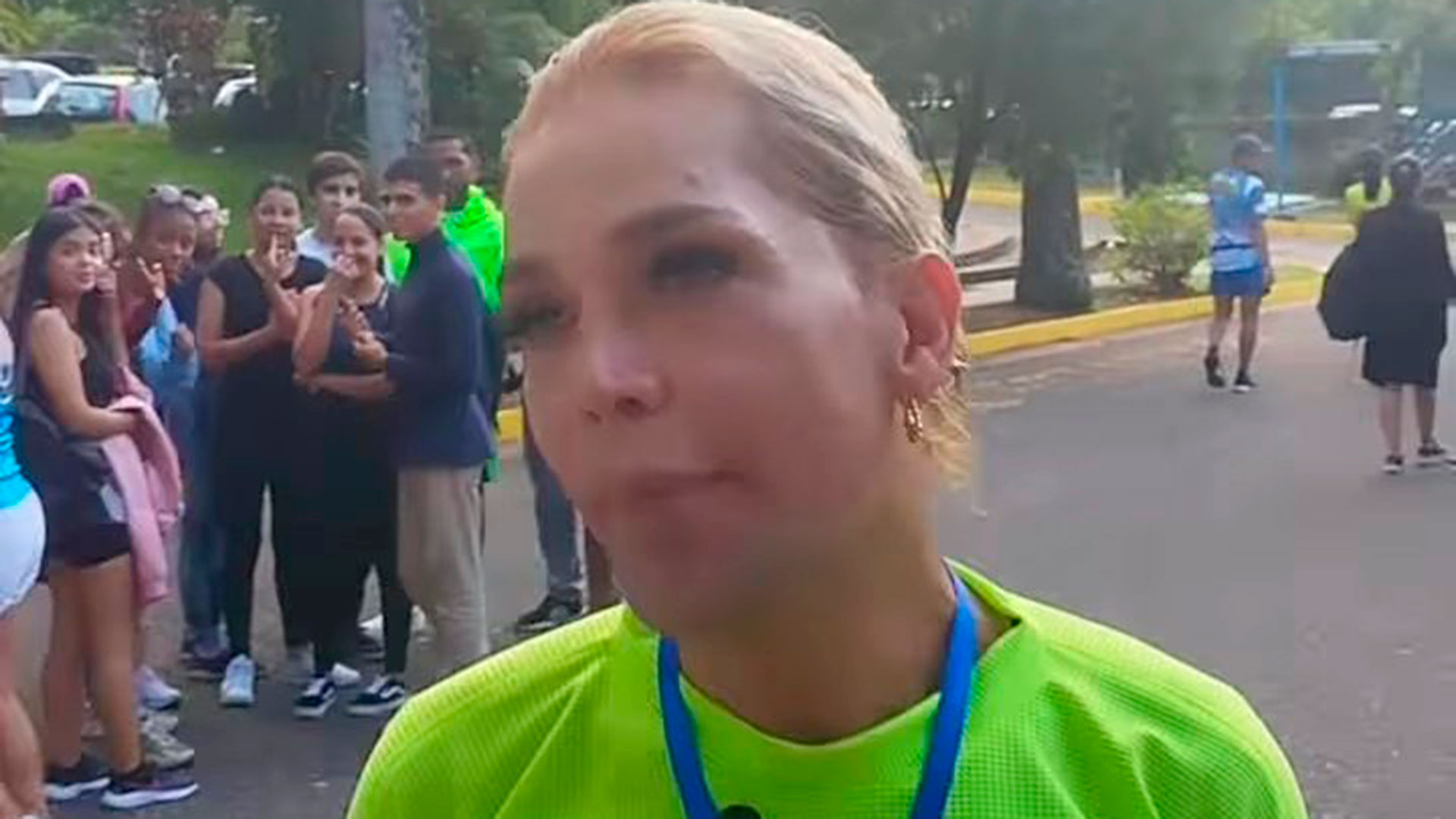 La ONG Somos publicó esta imagen de la deportista Johana Trujillo y denunció discriminación