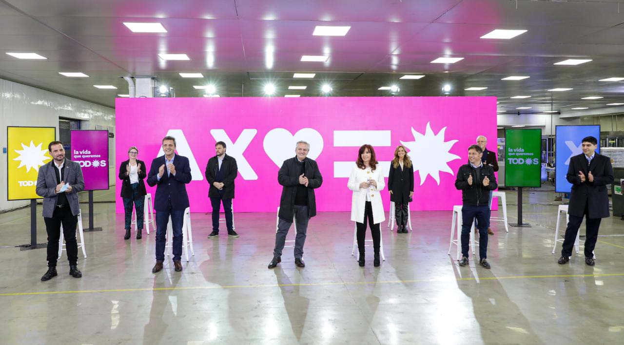 Alberto Fernández y Cristina Kirchner presentaron a los candidatos del Frente de Todos