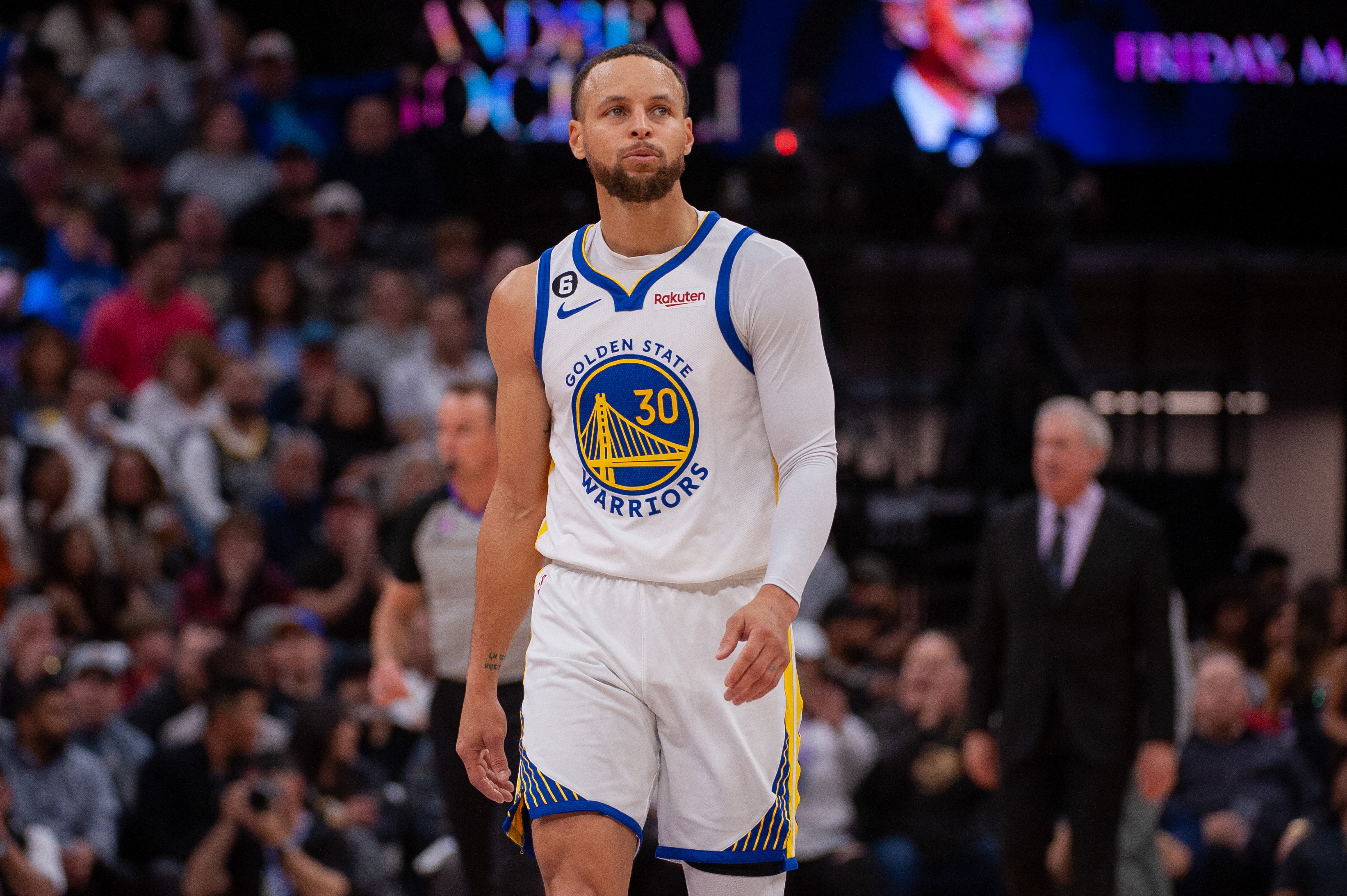 Stephen Curry, otra vez en Playoffs con Golden State Warriors (Ed Szczepanski-USA TODAY Sports)