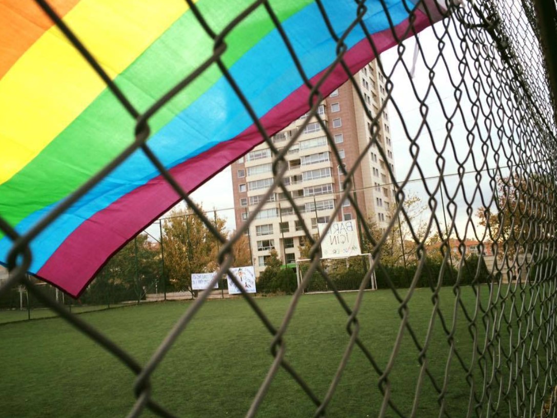 Why Manuel Neuer had Mexico sanctioned in Russia 2018 7 The FMF carried out campaigns to try to eradicate discrimination in stadiums: since 2009 it has an agreement with the National Council to Prevent Discrimination (Conapred). (Photo: @FueraCloset_AC)