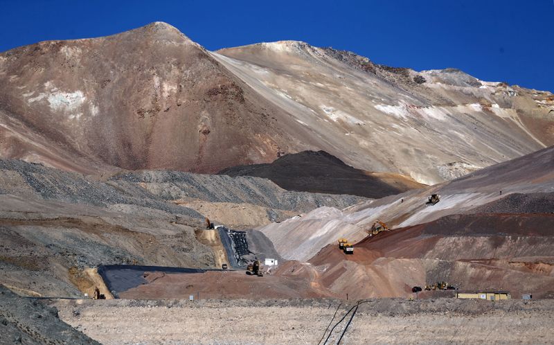 Minería: entusiasmo por la promesa del litio y preocupación por el declive del oro y la plata