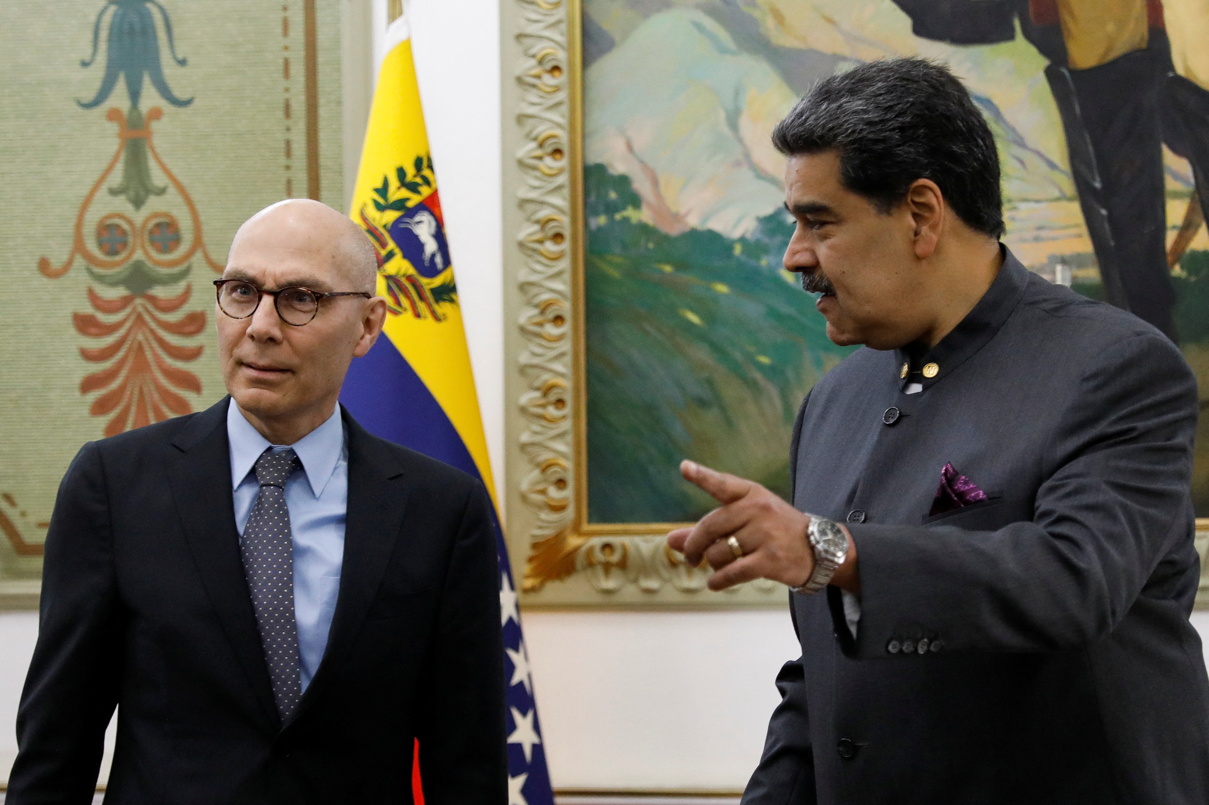 El dictador de Venezuela, Nicolás Maduro, se reúne con el Alto Comisionado de las Naciones Unidas para los Derechos Humanos, Volker Turk, en Caracas