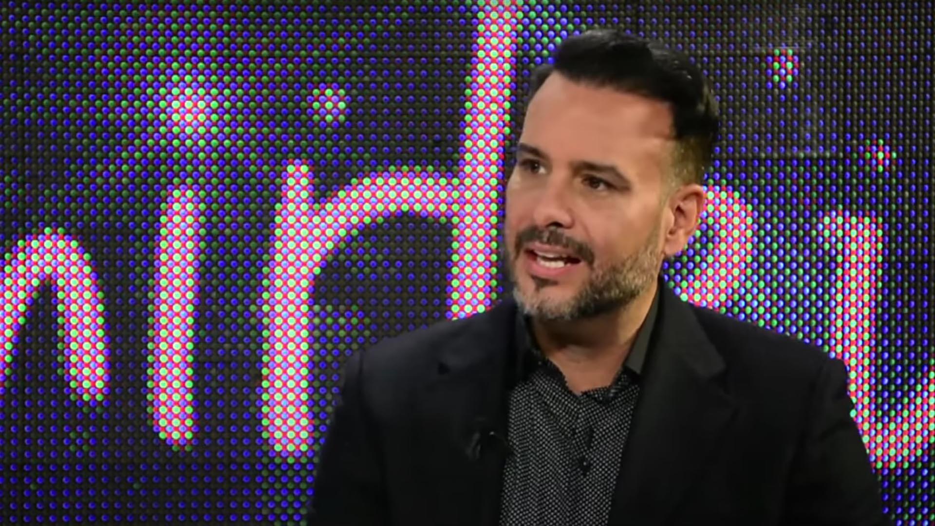Venezuelan actor Jerónimo Gil in an interview