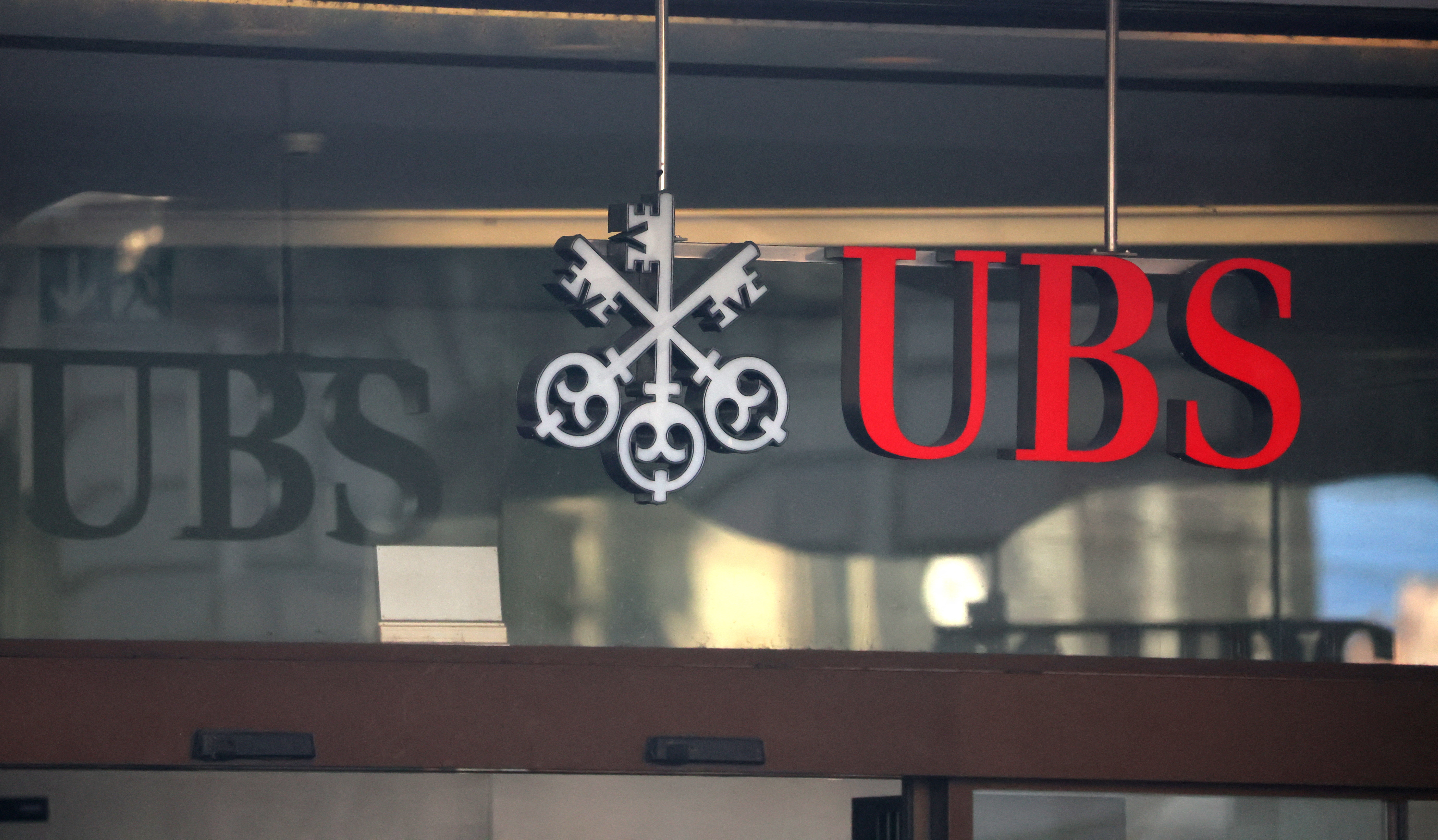 La sede del banco suizo UBS en Paradeplatz en Zurich, Suiza 16 de marzo 2023 (REUTERS)